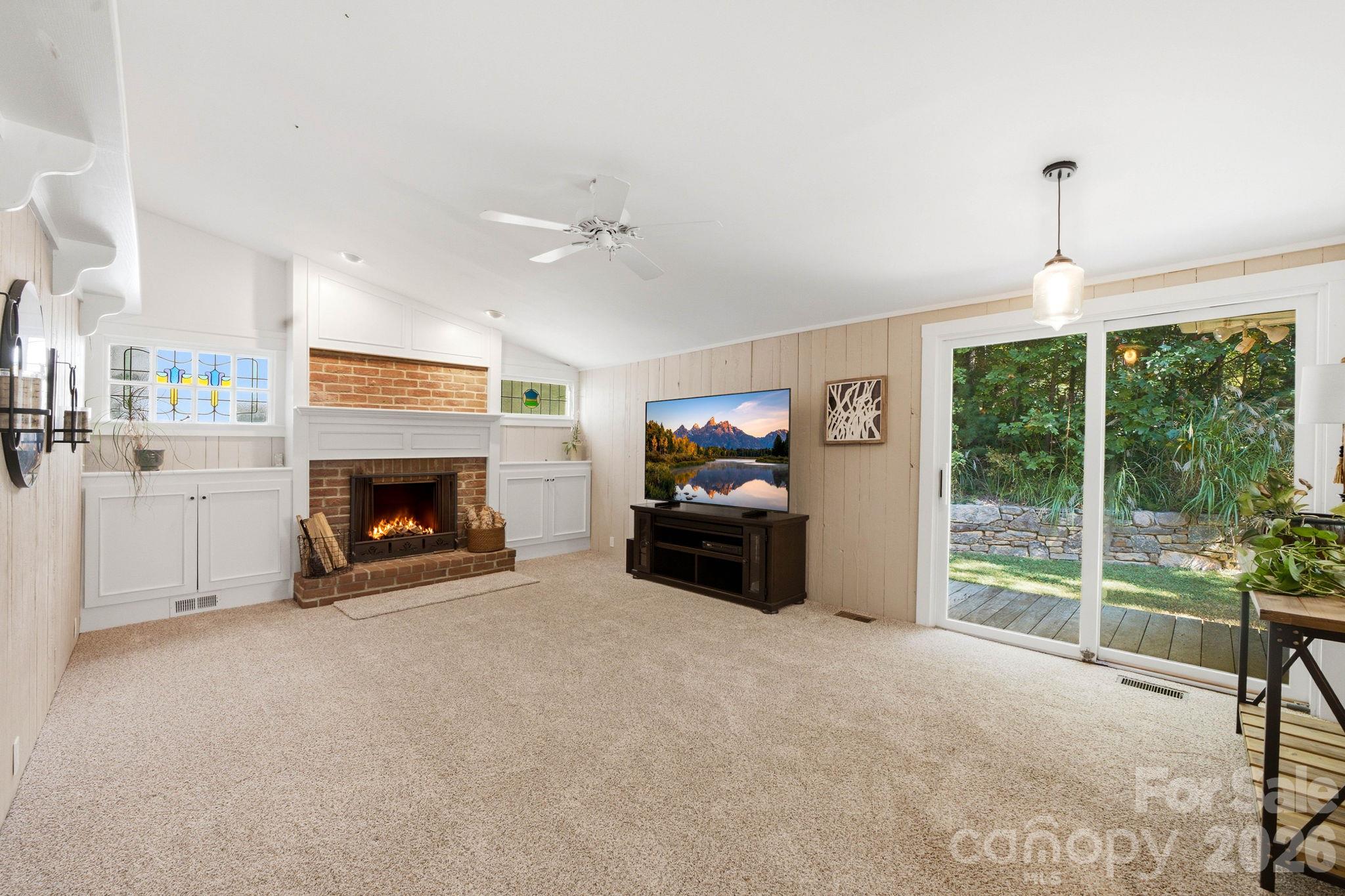 450 Mills Gap Road Property Photo 8