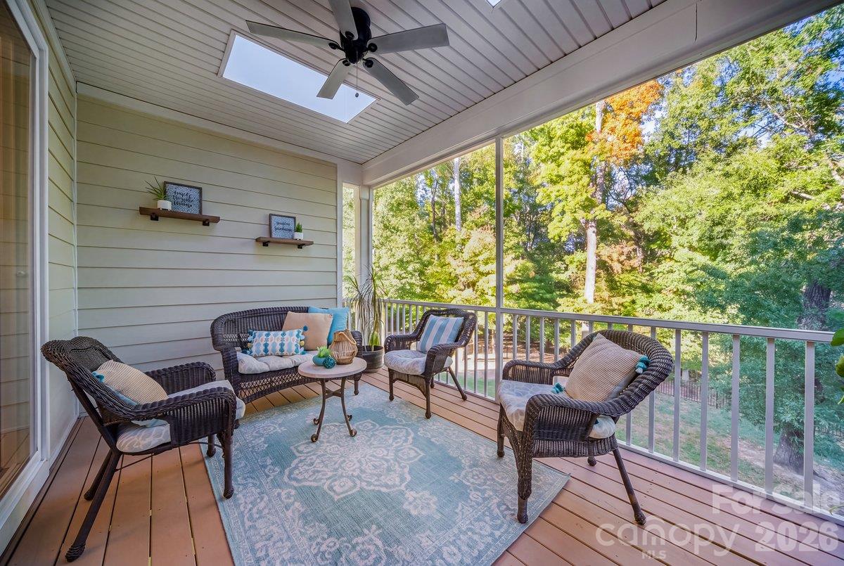 7123 Yellowhorn Trail Property Photo 29