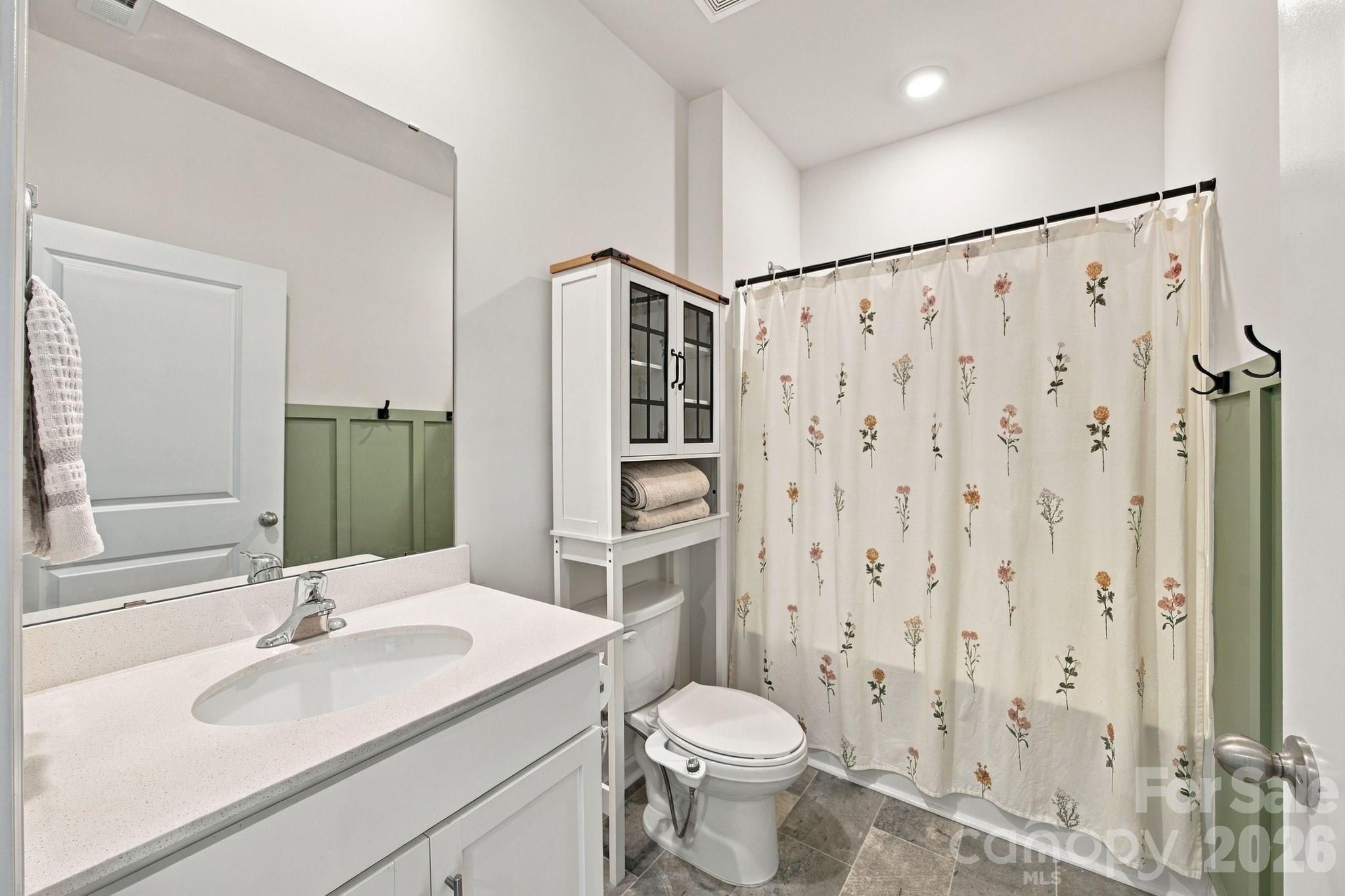 107 Meadow View Drive 217 Property Photo 6