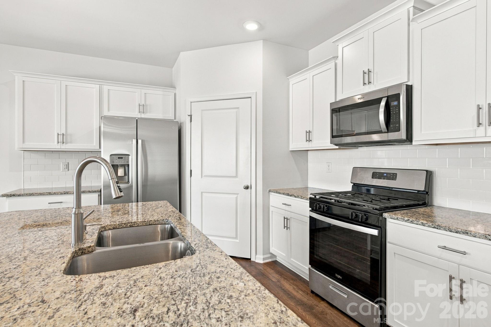 107 Meadow View Drive 217 Property Photo 15