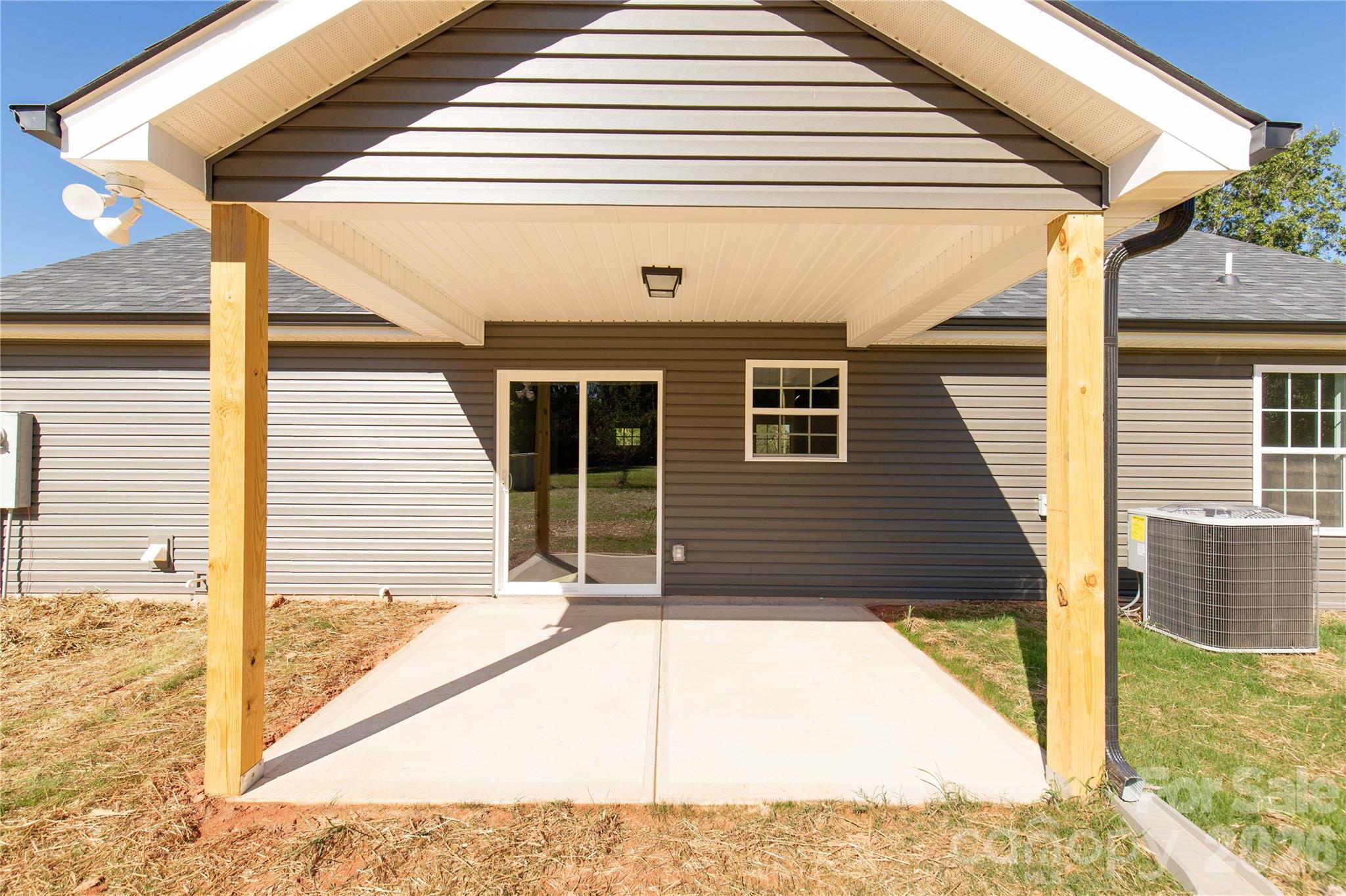 1692 Molly Circle Property Photo 27