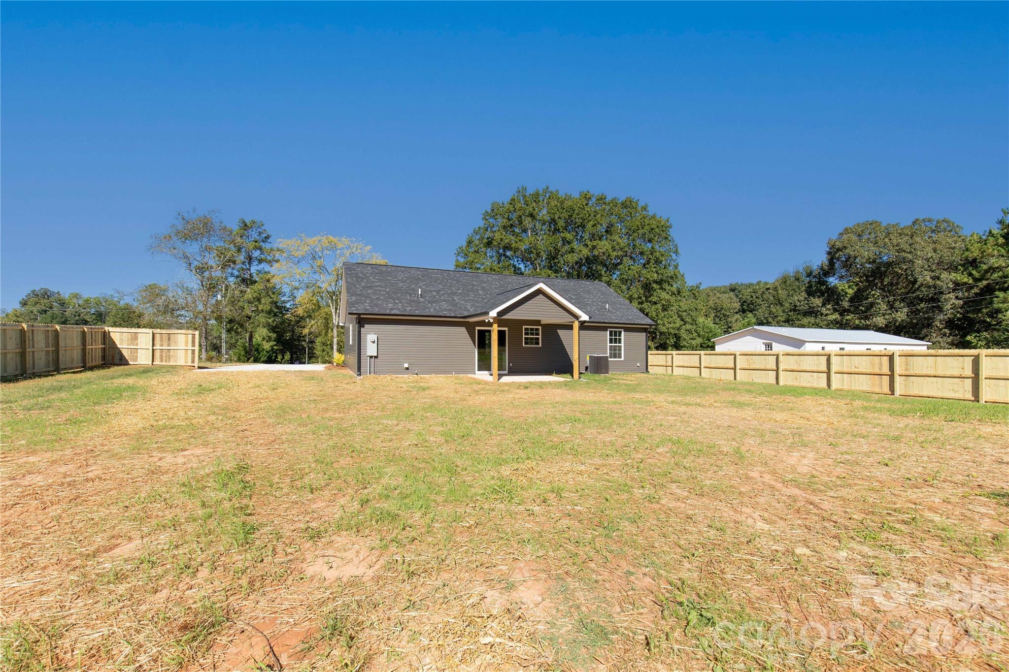 1692 Molly Circle Property Photo 29
