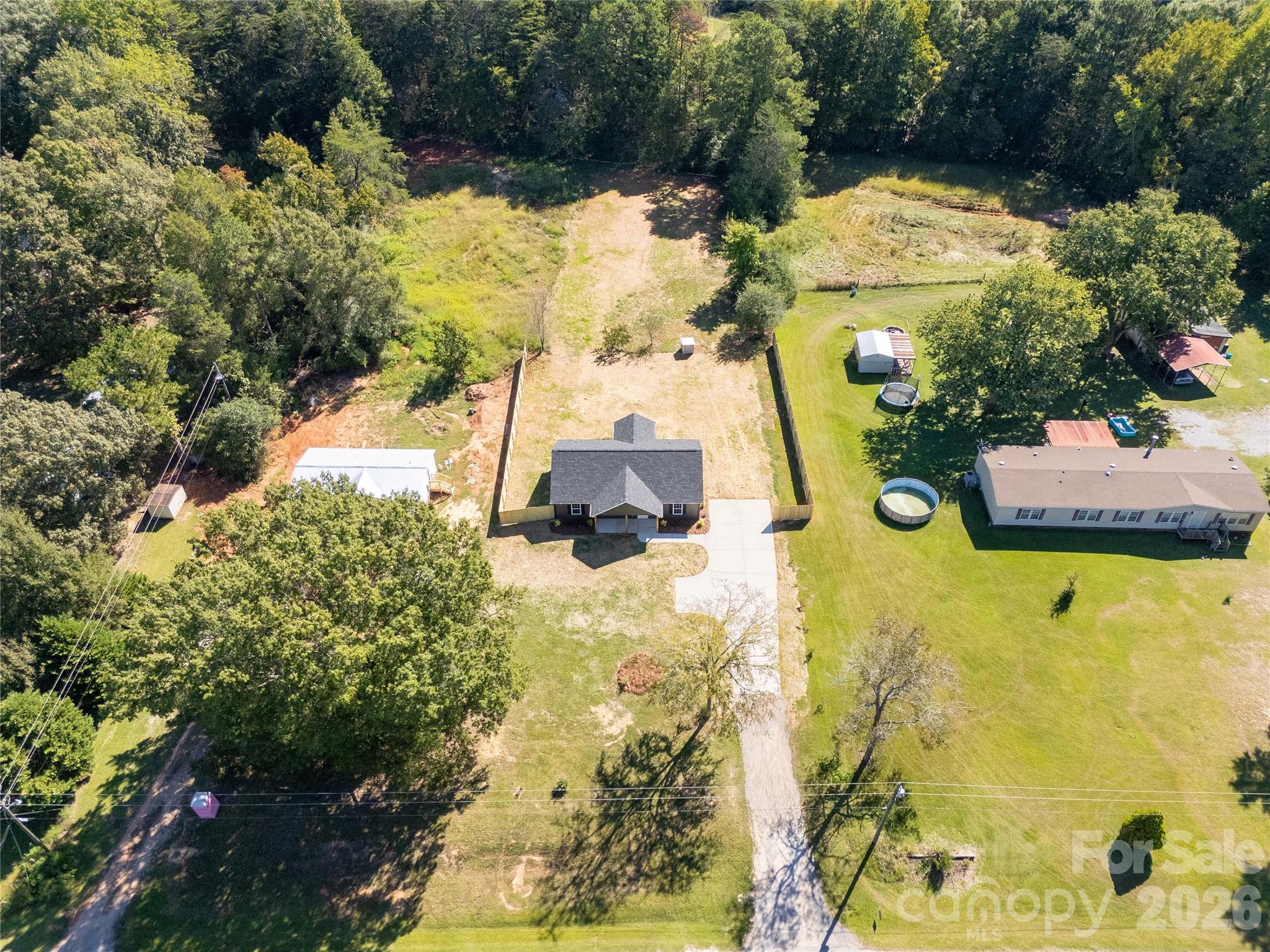 1692 Molly Circle Property Photo 33
