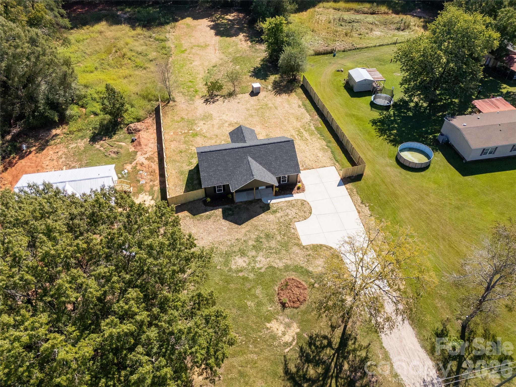 1692 Molly Circle Property Photo 38