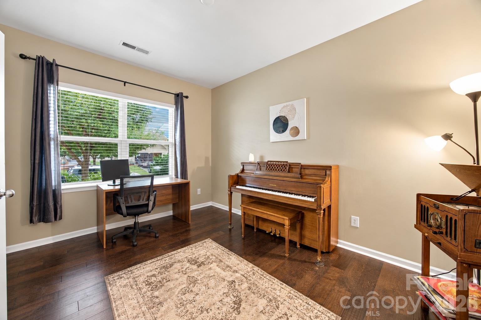 8815 Balsam Bay Road Property Photo 6