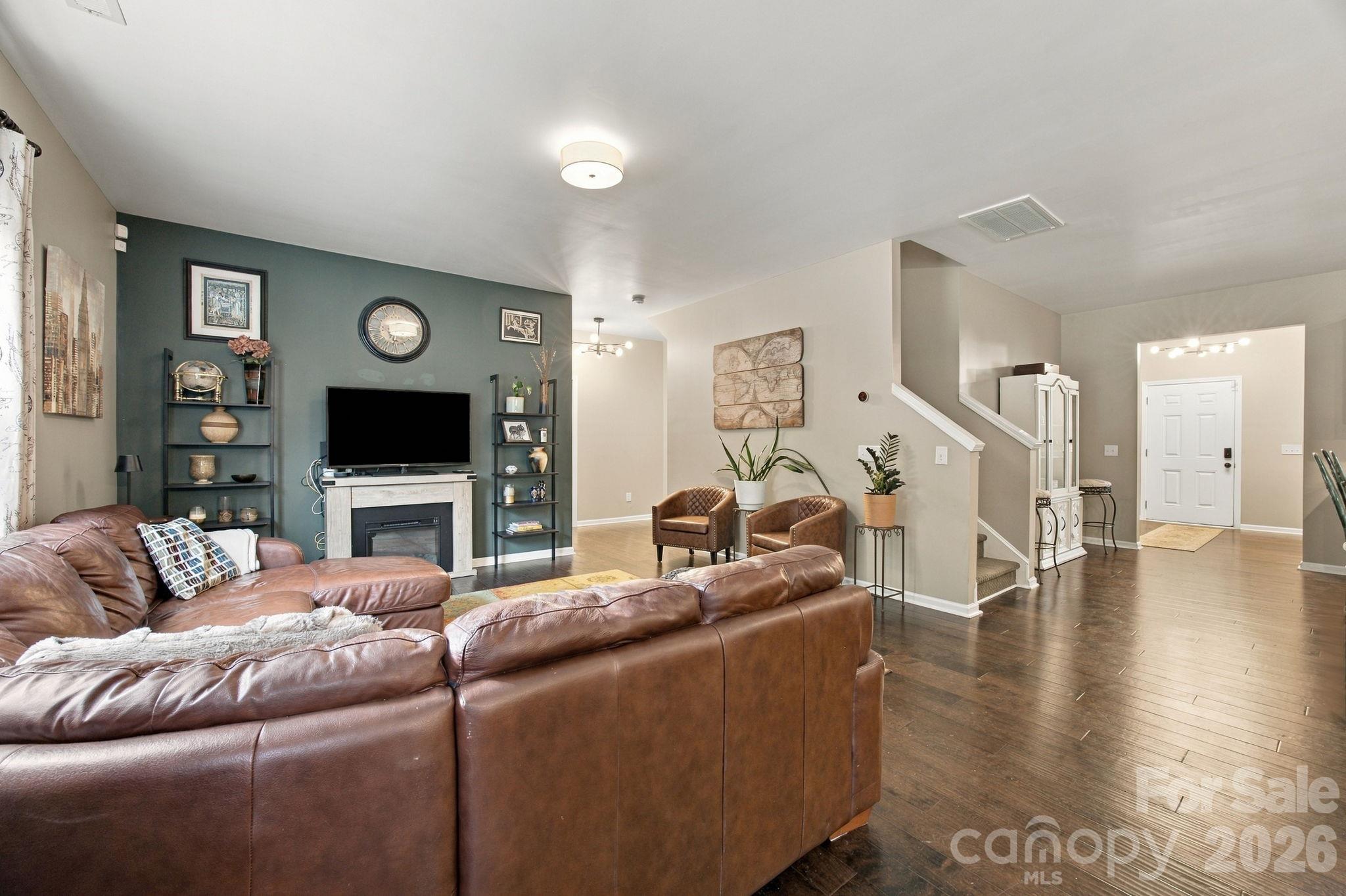8815 Balsam Bay Road Property Photo 11