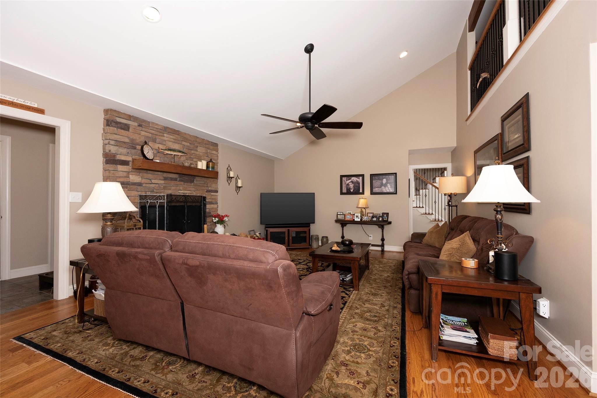 109 Holly Circle Property Photo 11