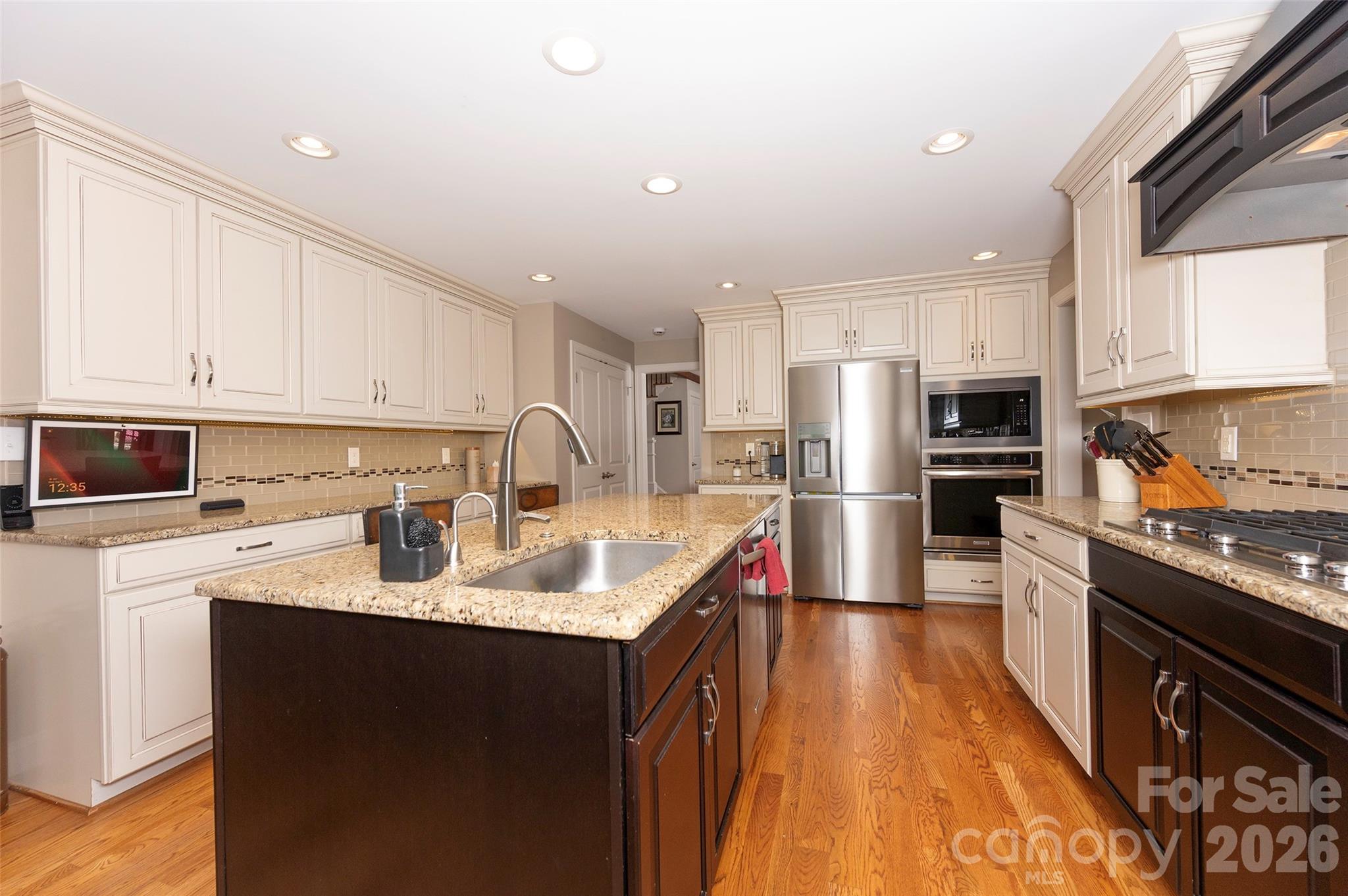 109 Holly Circle Property Photo 14