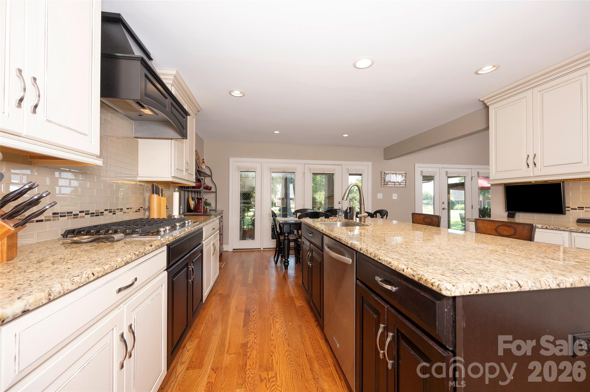 109 Holly Circle Property Photo 17
