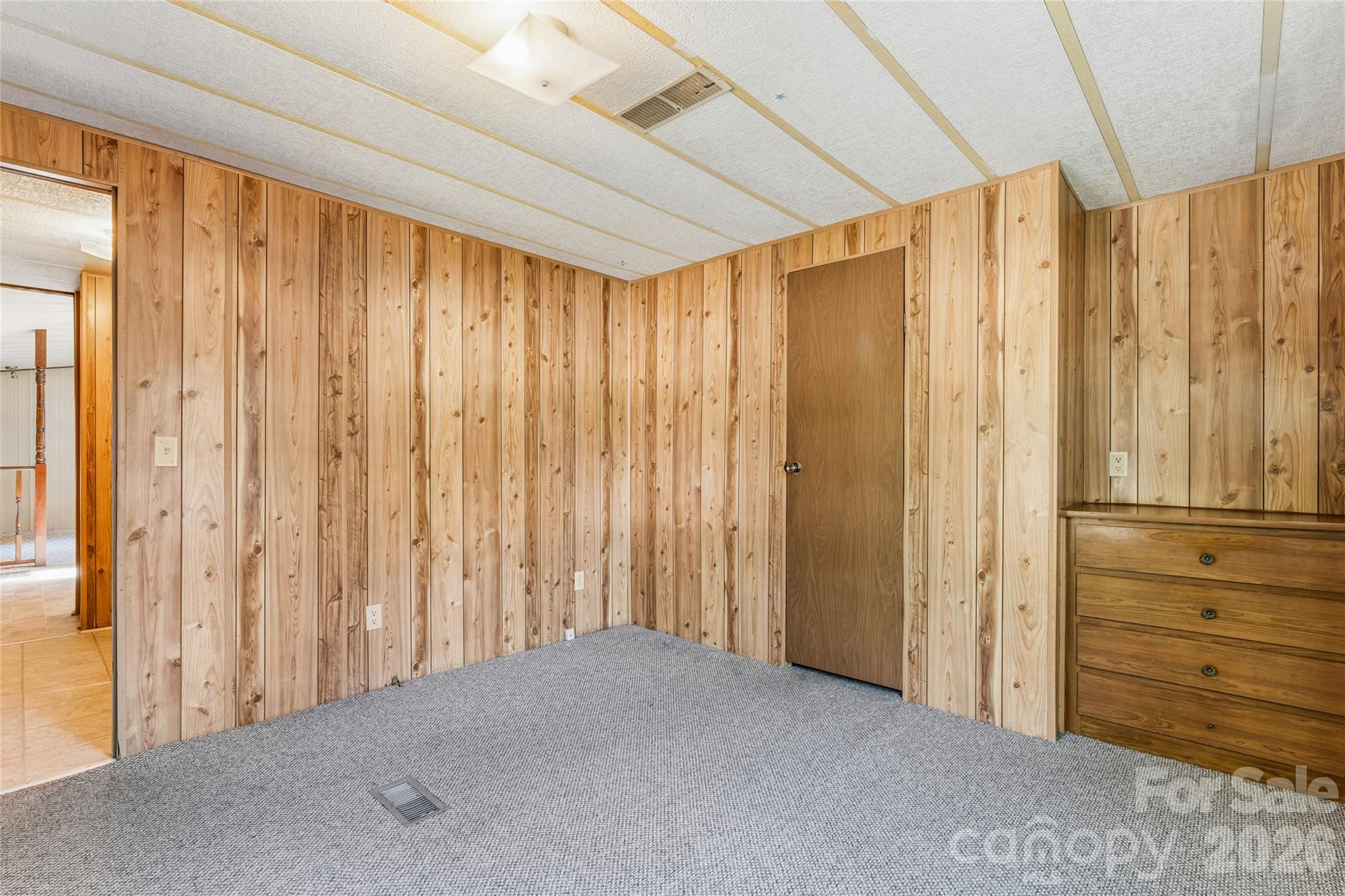 6795 N Turner Drive Property Photo 9