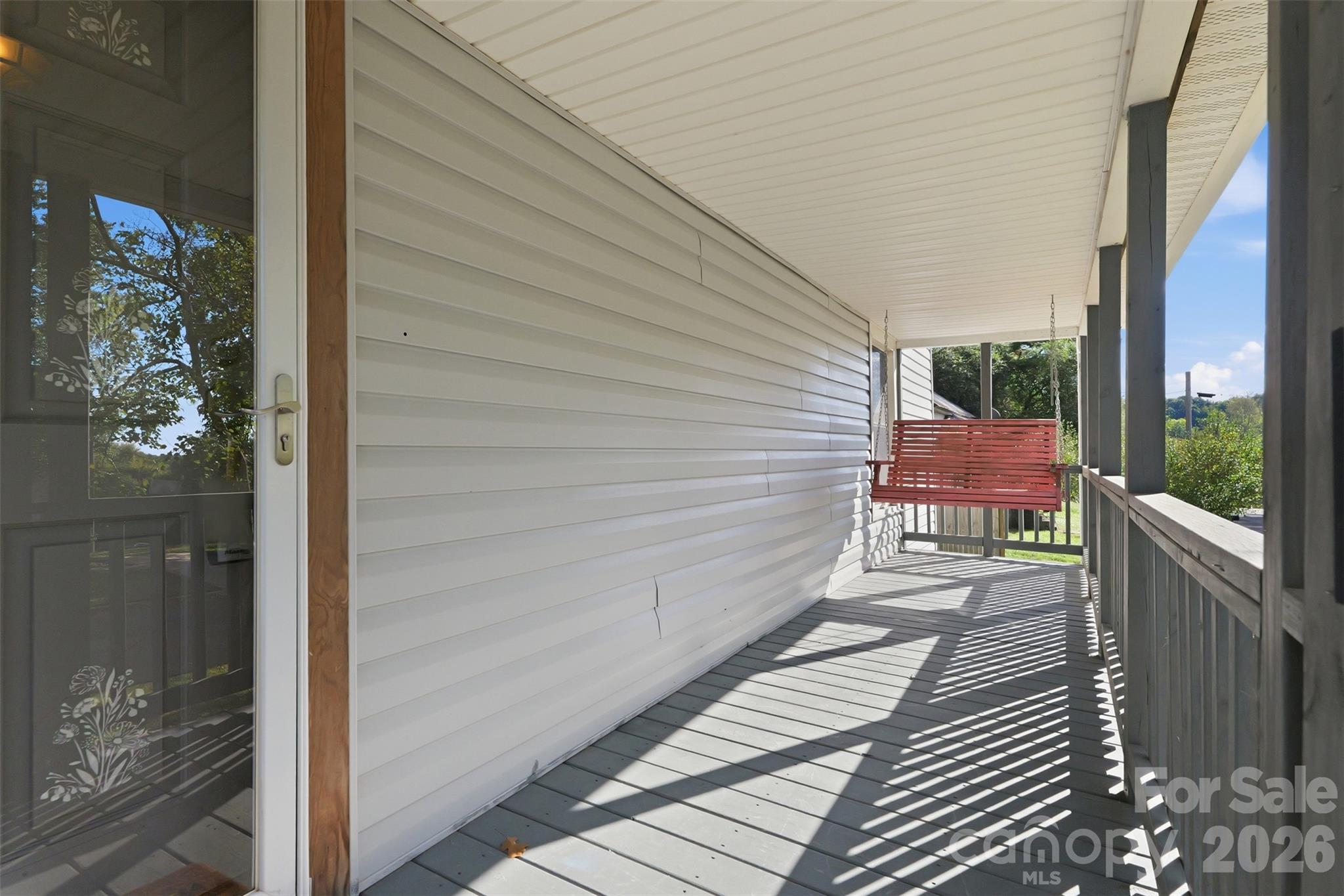 140 Aikman Avenue Property Photo 4