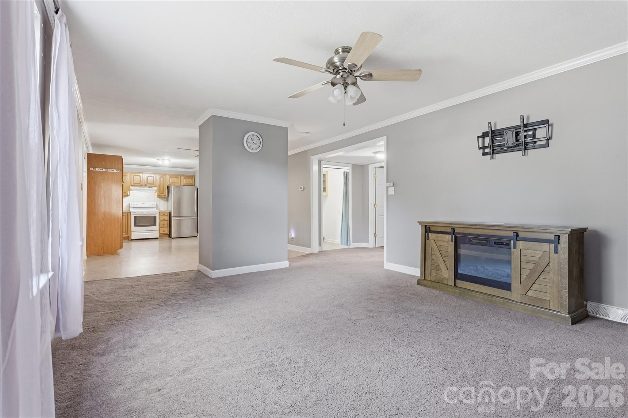 140 Aikman Avenue Property Photo 5