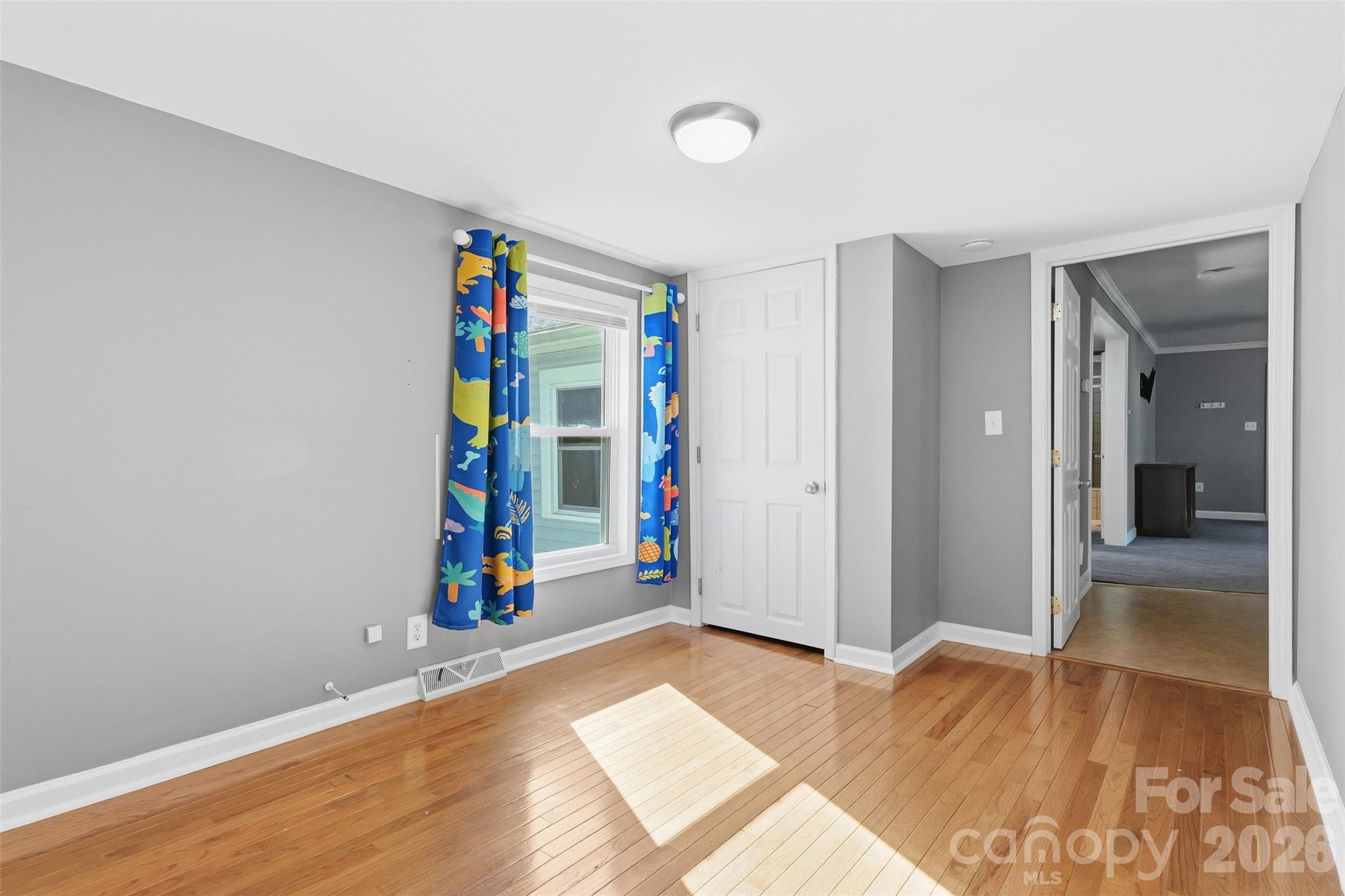 140 Aikman Avenue Property Photo 19