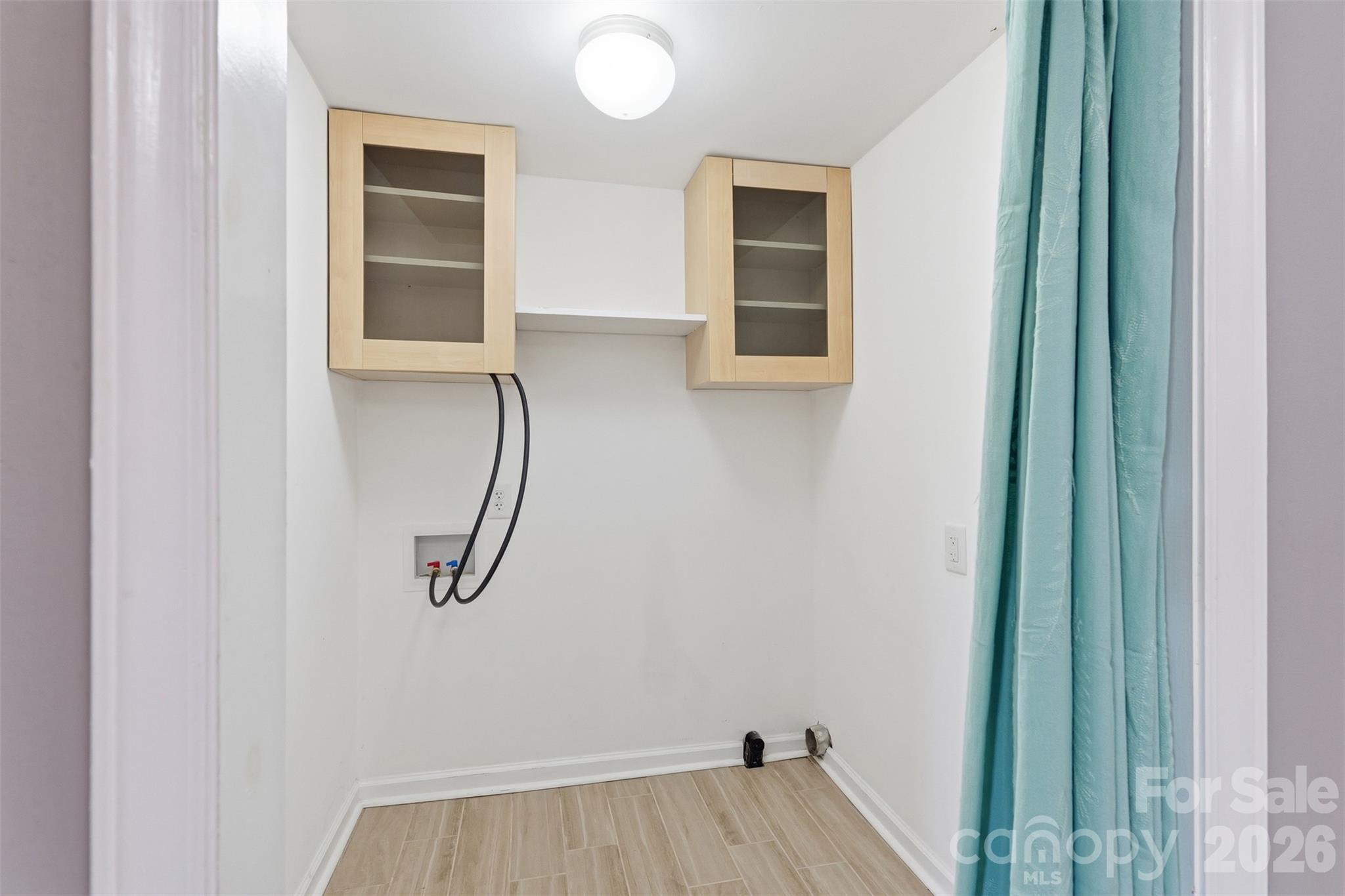 140 Aikman Avenue Property Photo 21