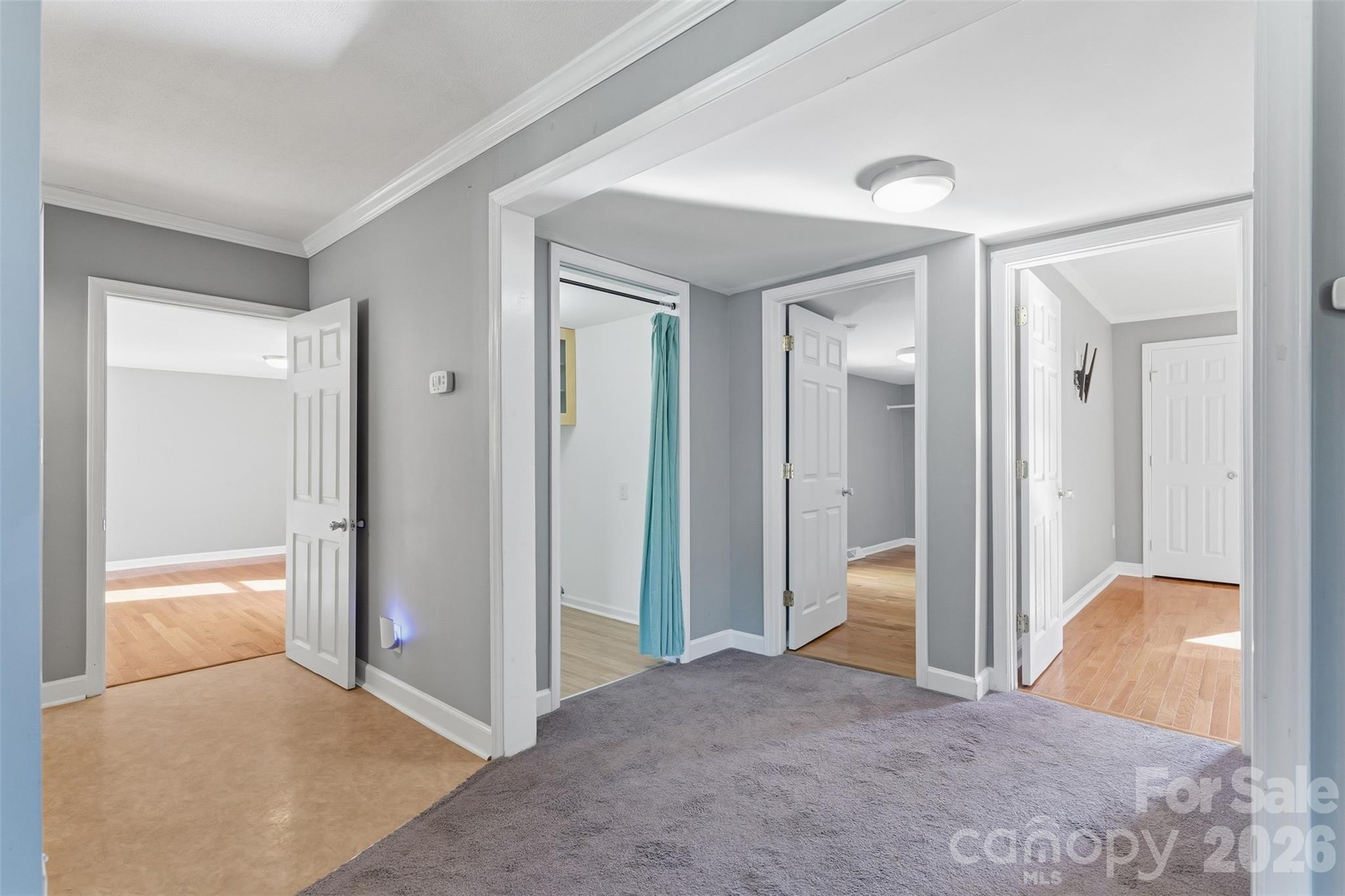 140 Aikman Avenue Property Photo 35