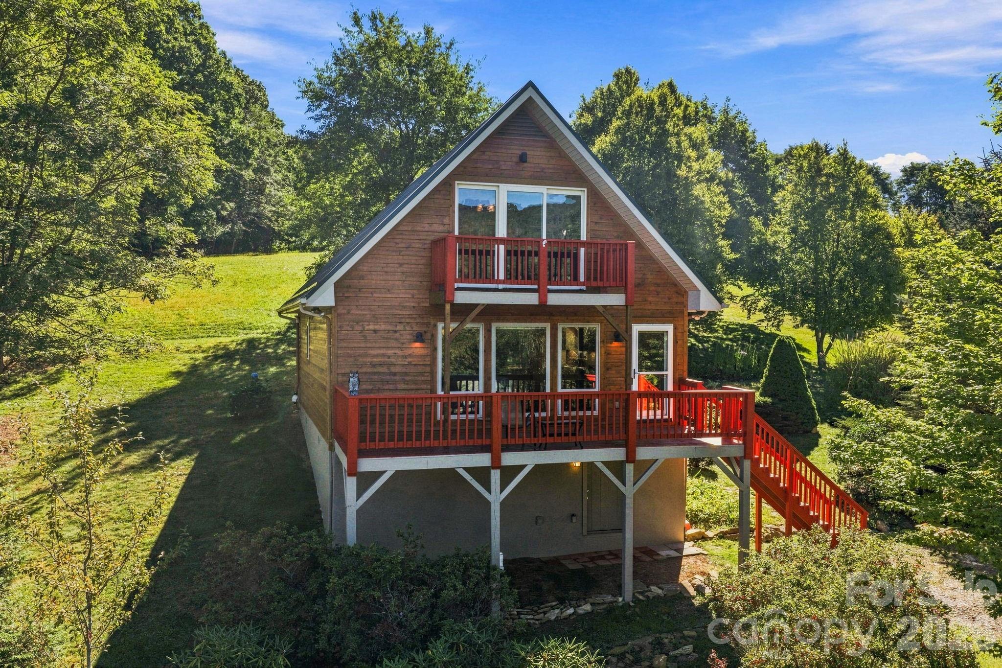 190 Camelot Drive Property Photo 1