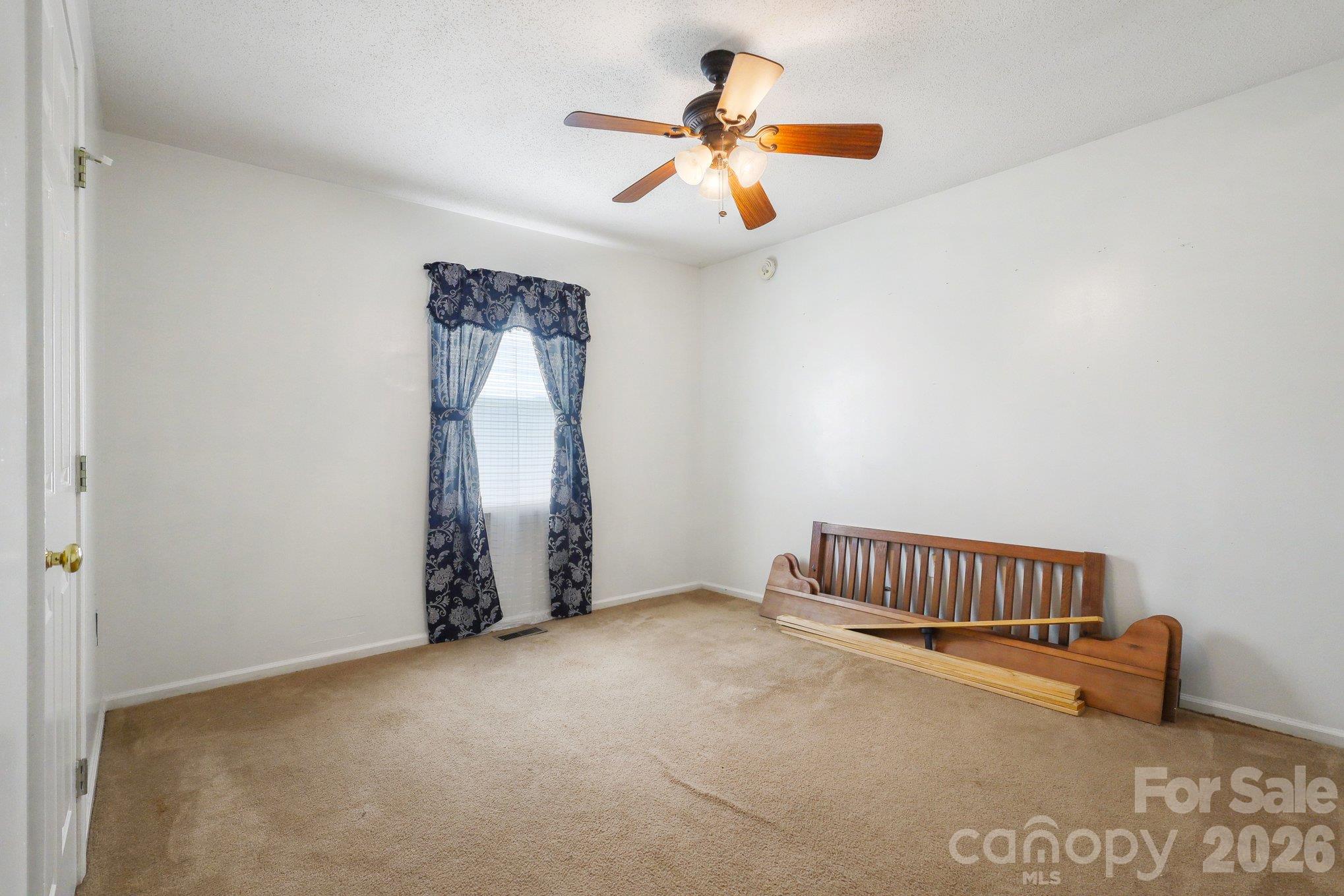 938 Lyndsey Brooke Court Property Photo 6