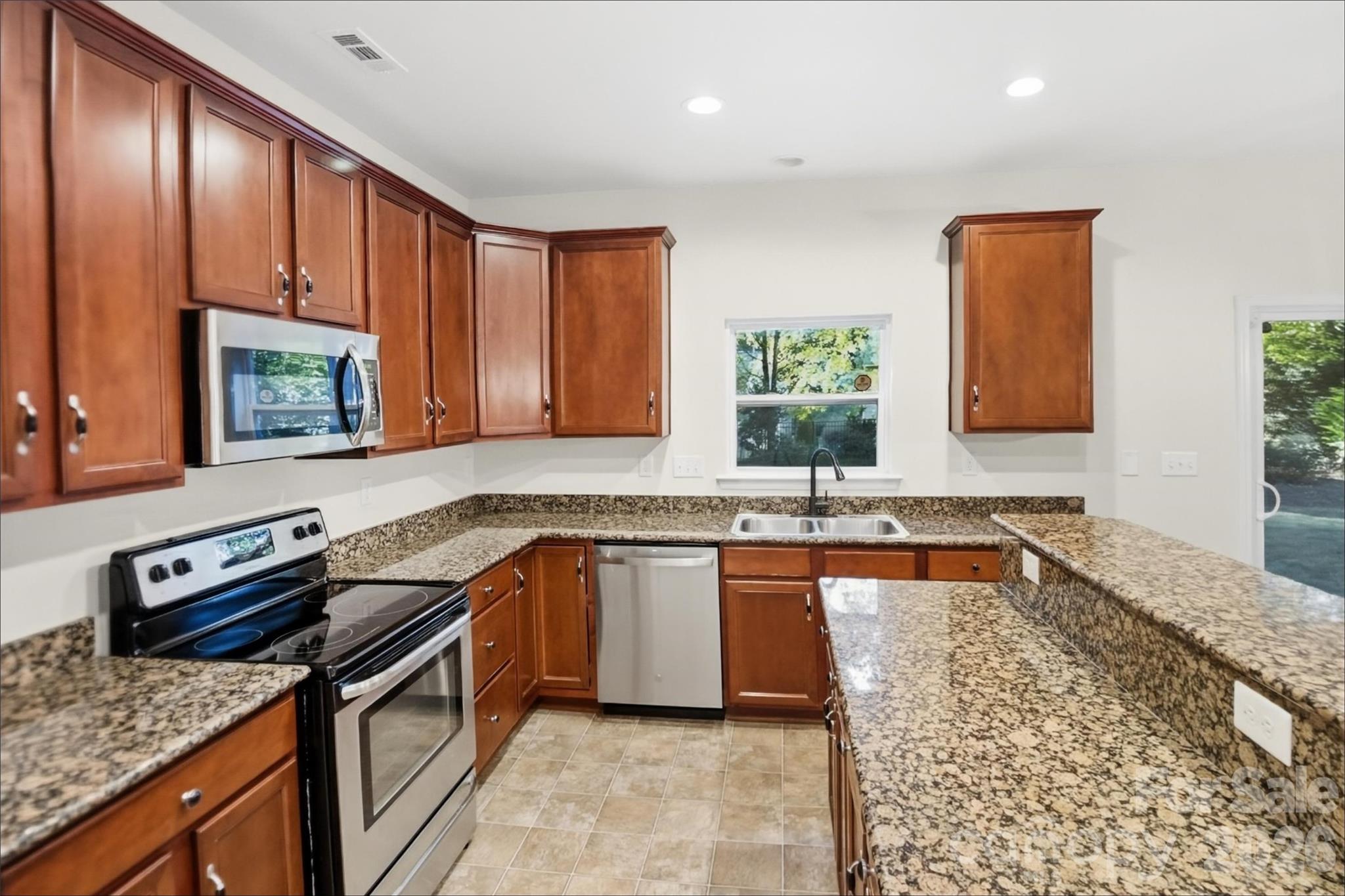 3041 Kilbeggan Drive Property Photo 8