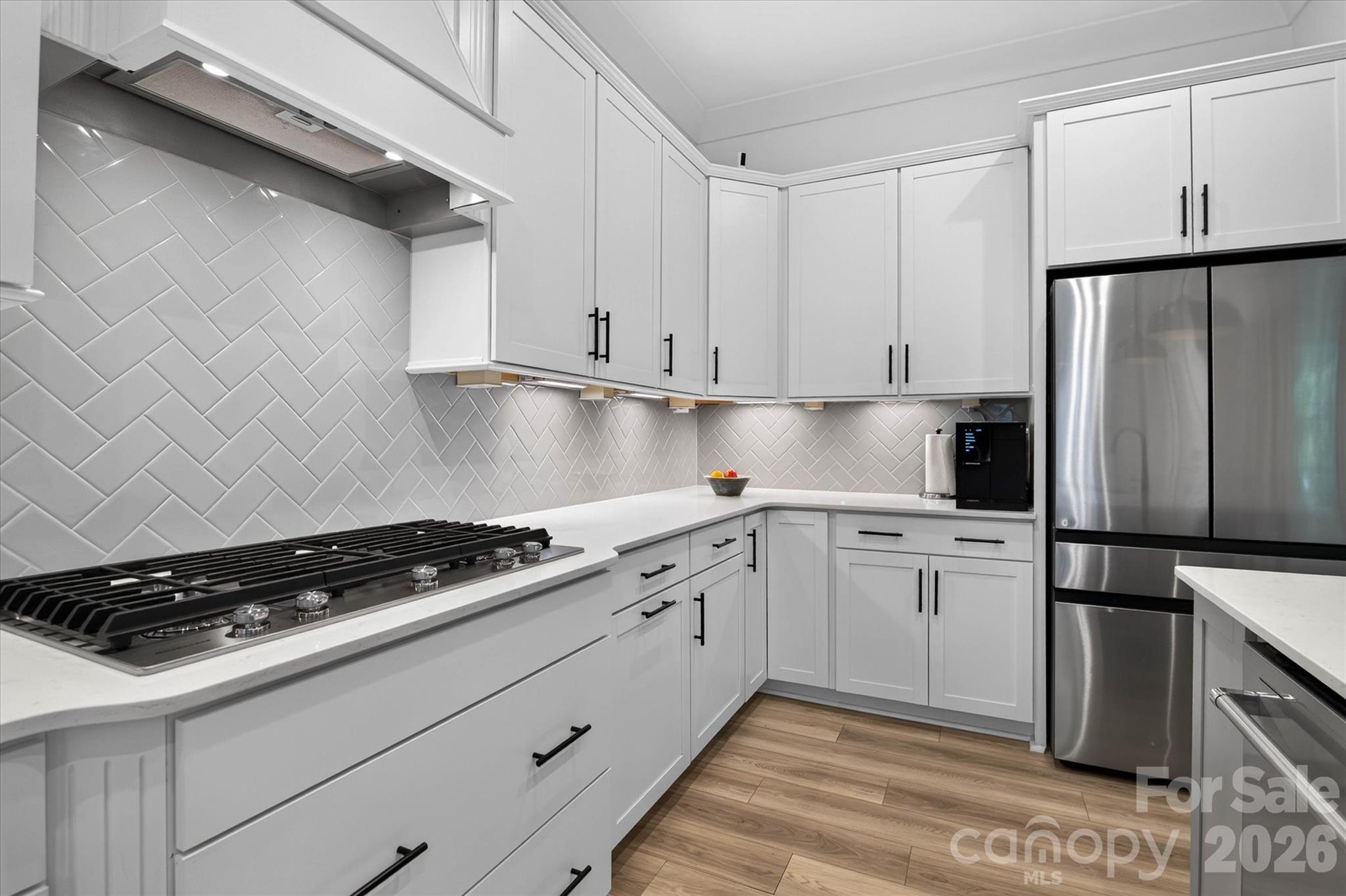 1216 Glade Arch Lane Property Photo 18