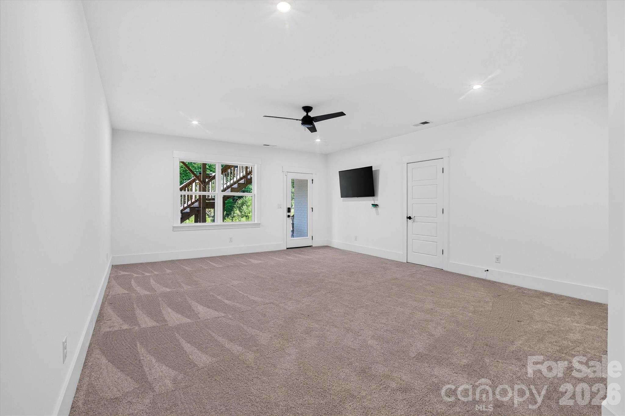 1216 Glade Arch Lane Property Photo 26