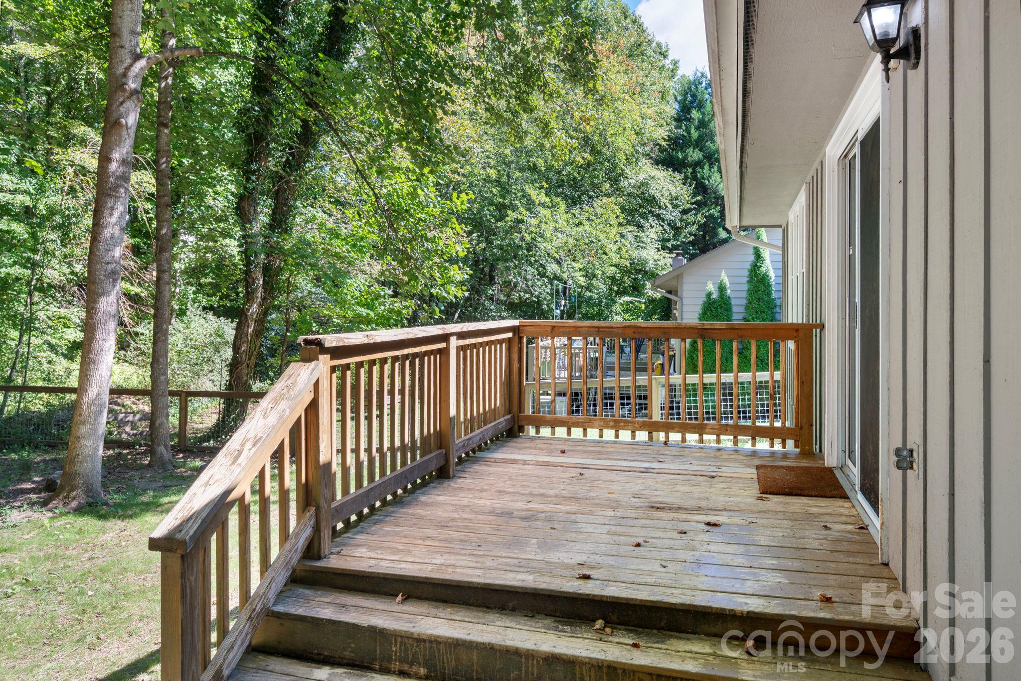 340 Genesis Circle Property Photo 22