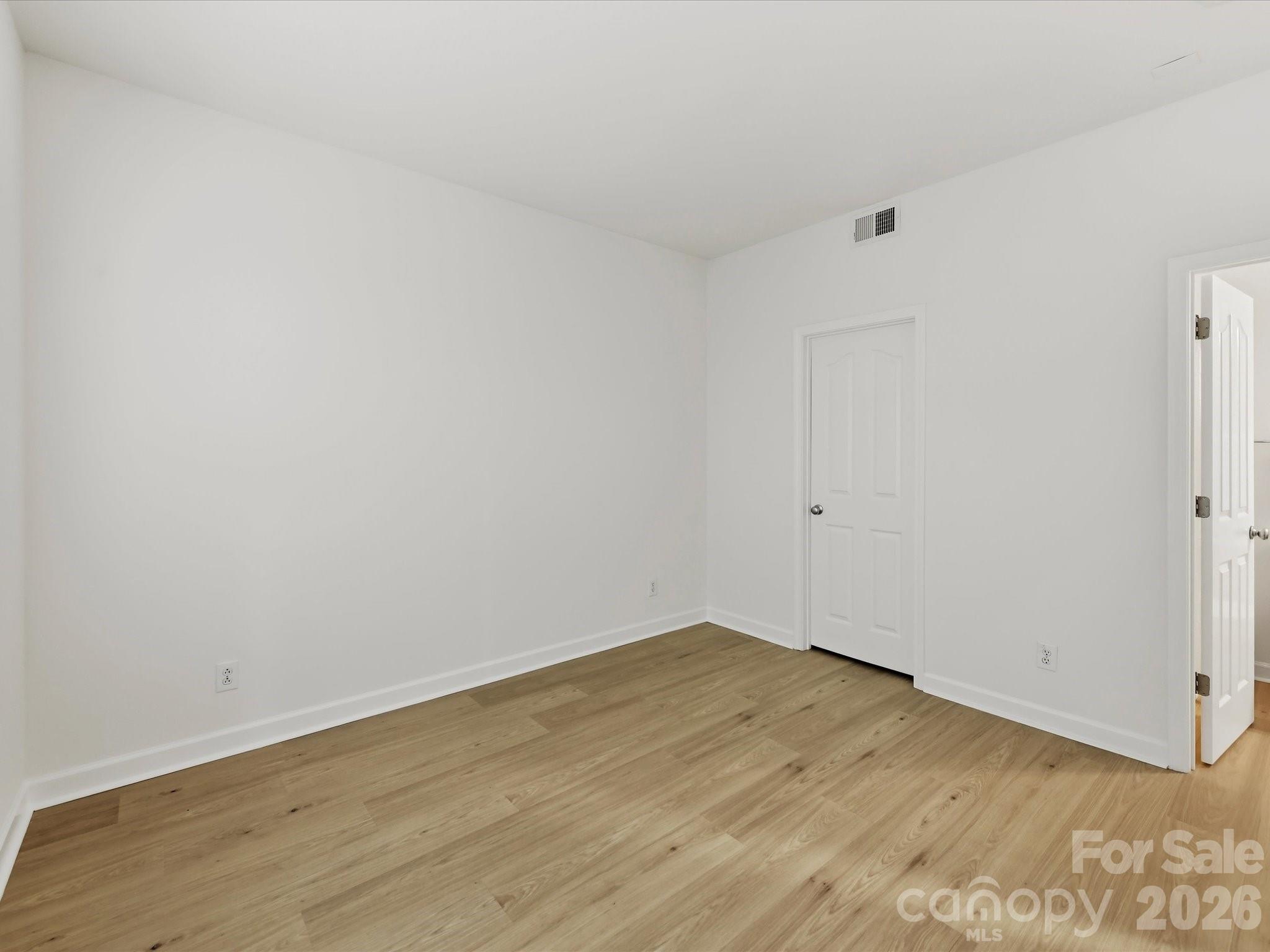 8128 Madrigal Court Property Photo 20
