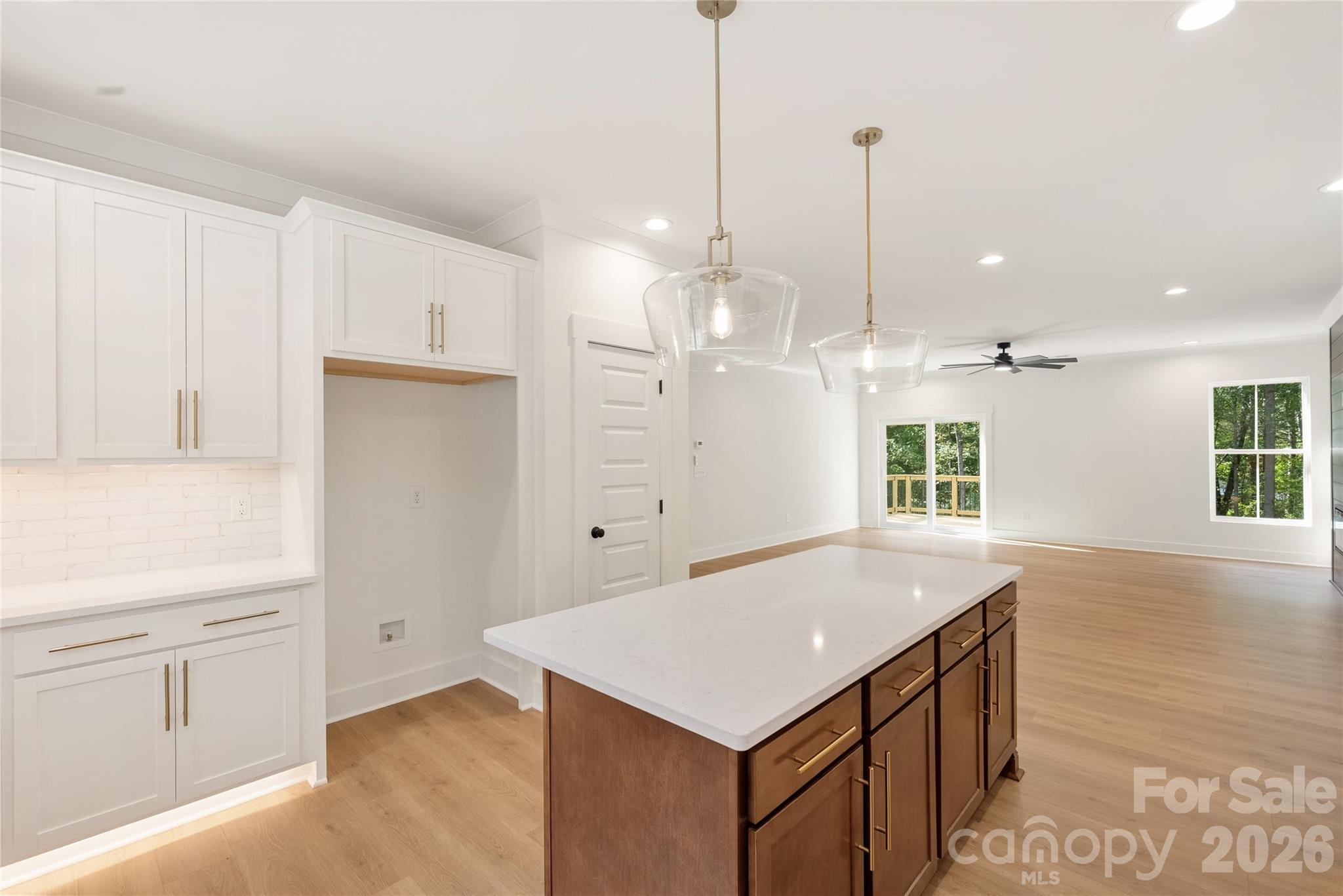 1716 Lake Lee Drive Property Photo 12