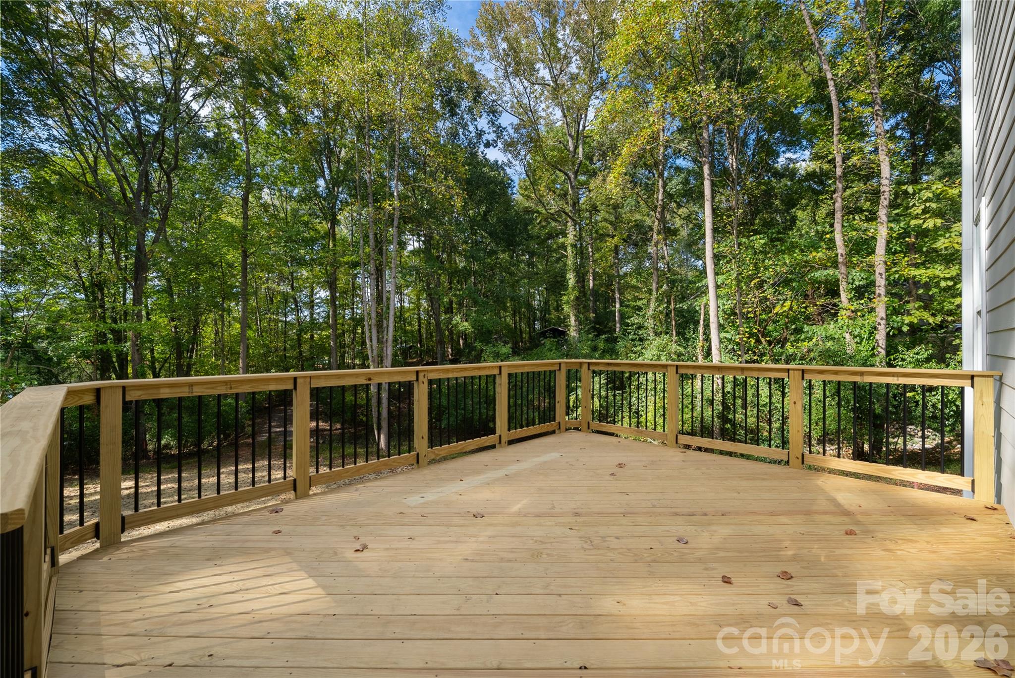 1716 Lake Lee Drive Property Photo 33