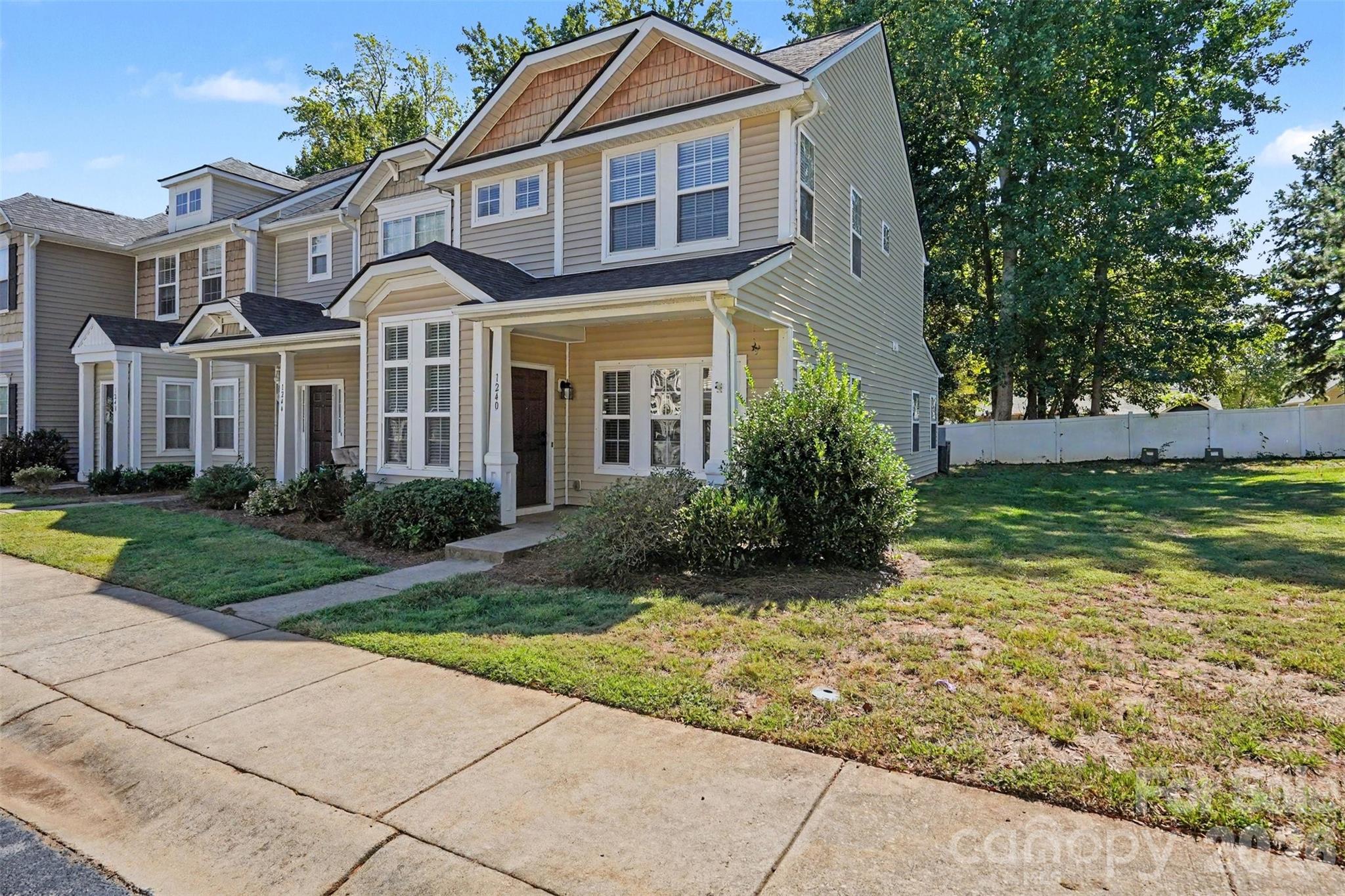 1240 Liberty Bell Court Property Photo 1