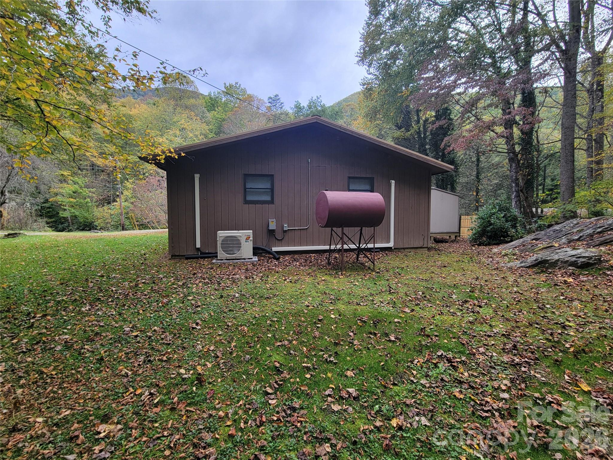 1061 Caldwell Drive Property Photo 11