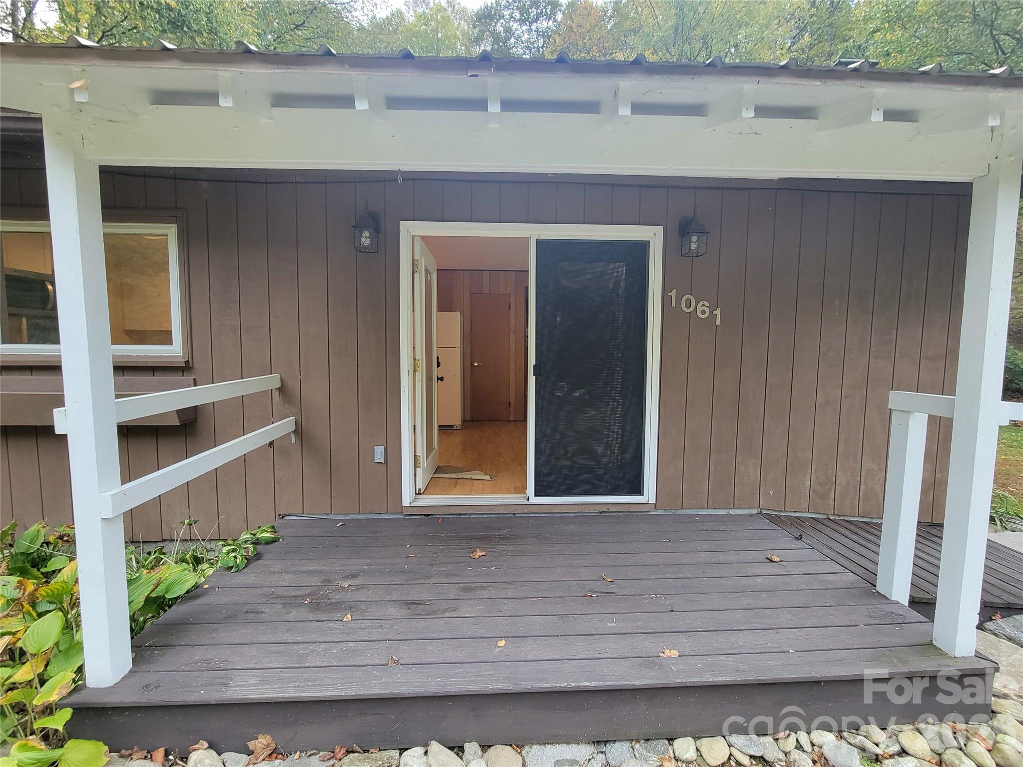 1061 Caldwell Drive Property Photo 15