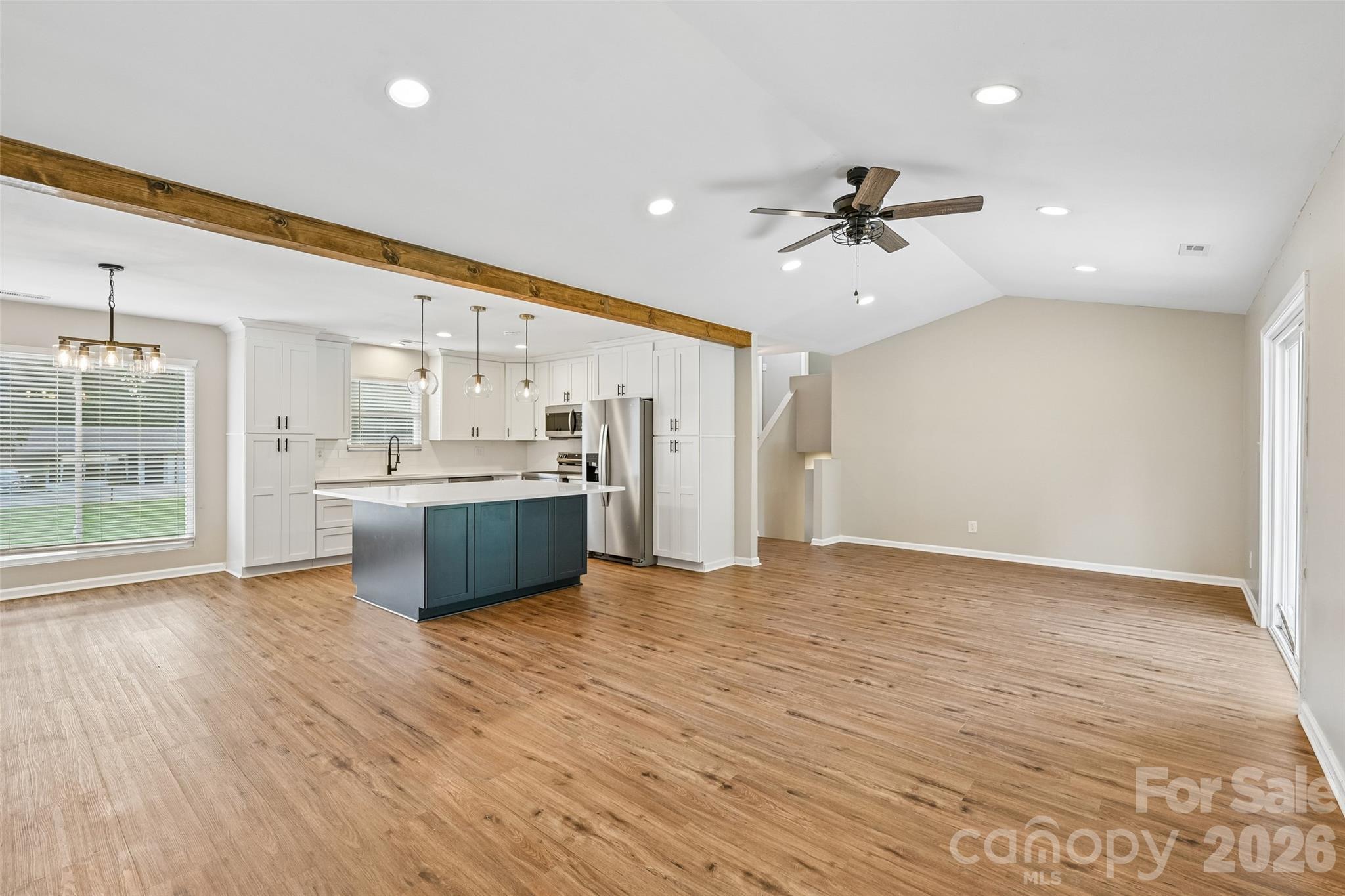 1106 Stanton Drive Property Photo 5
