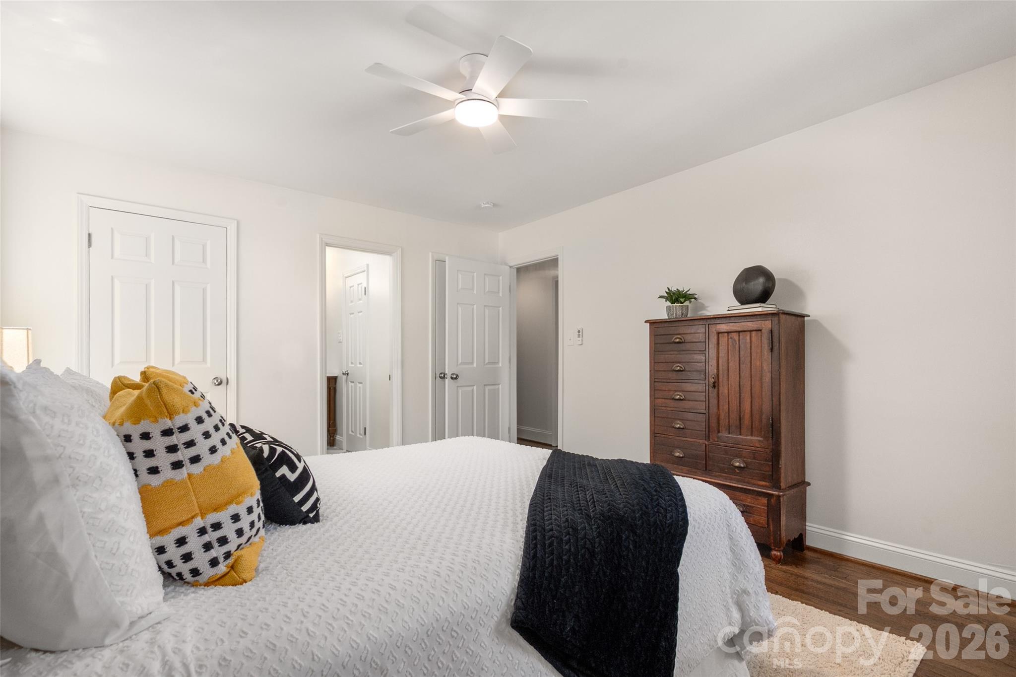 6929 Thorncliff Drive Property Photo 30