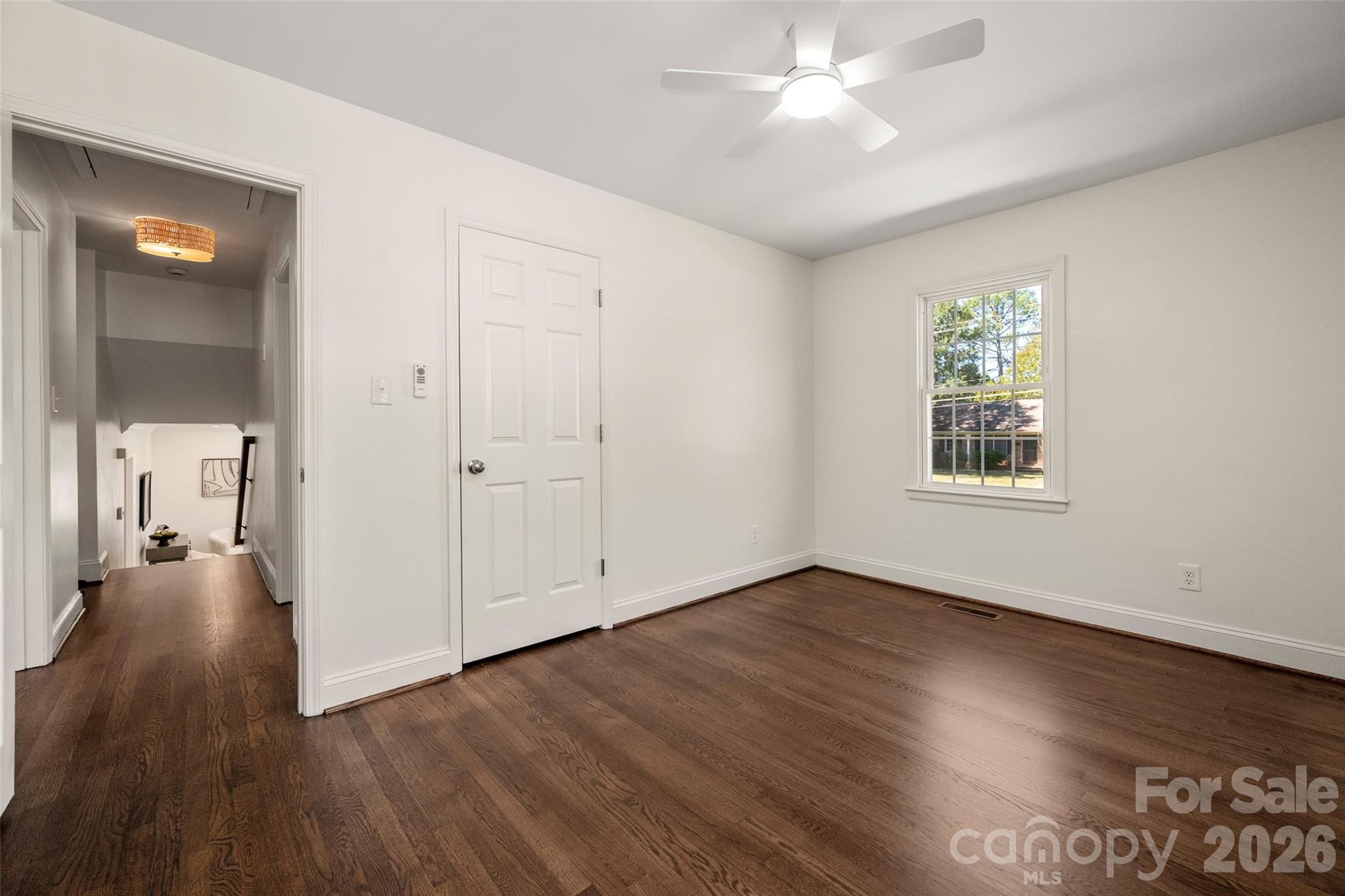 6929 Thorncliff Drive Property Photo 34