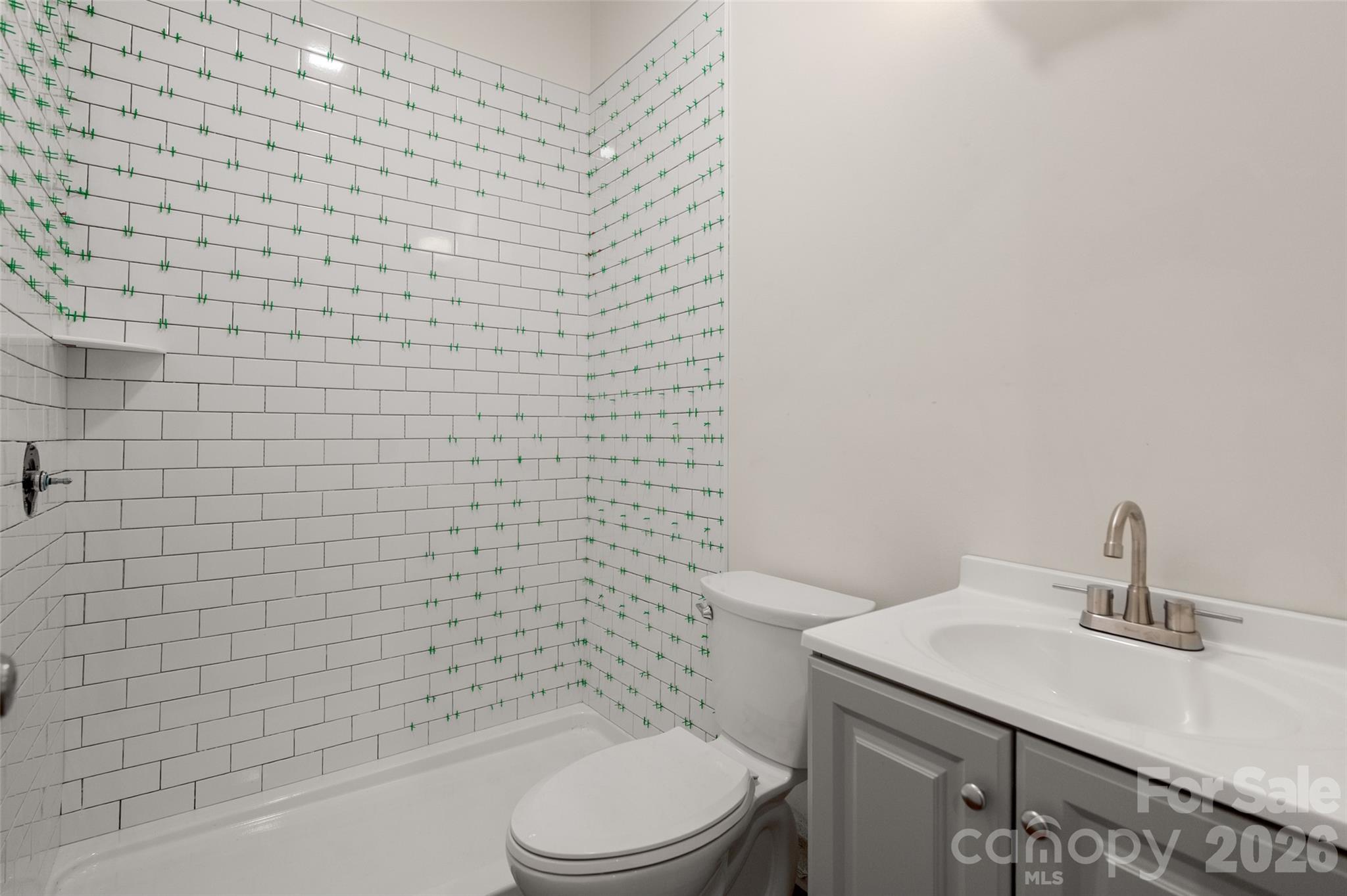 6929 Thorncliff Drive Property Photo 44