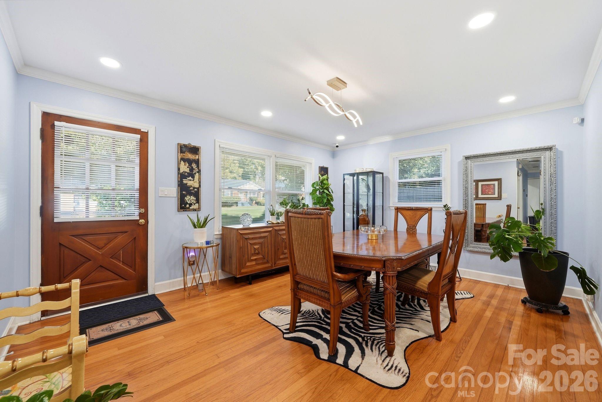 1524 Lanewood Place Property Photo 4