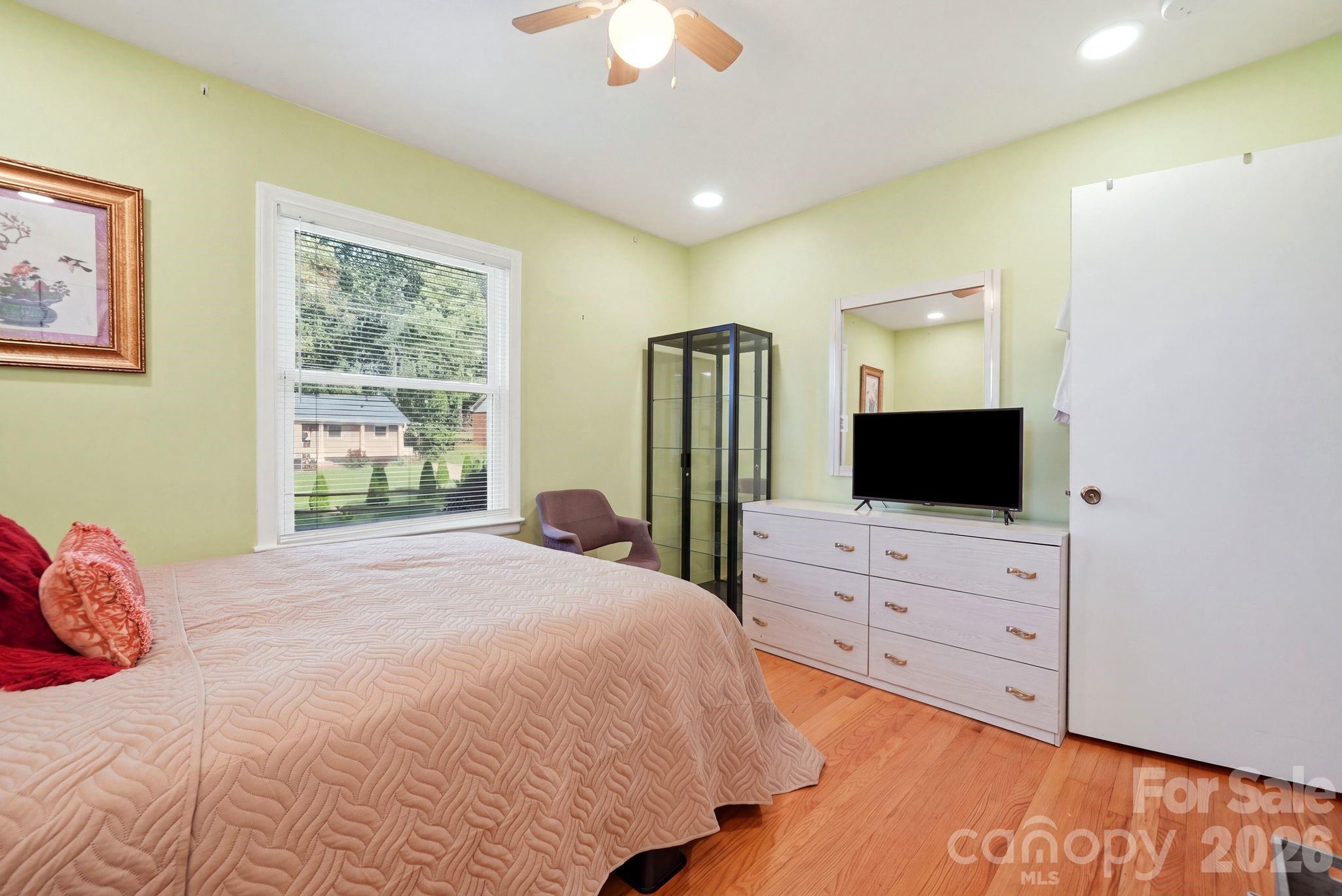 1524 Lanewood Place Property Photo 21