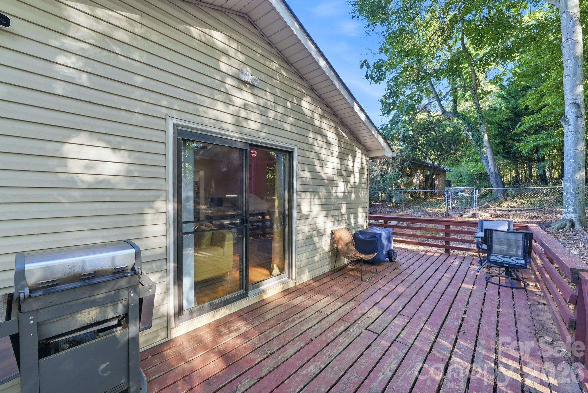 1524 Lanewood Place Property Photo 28
