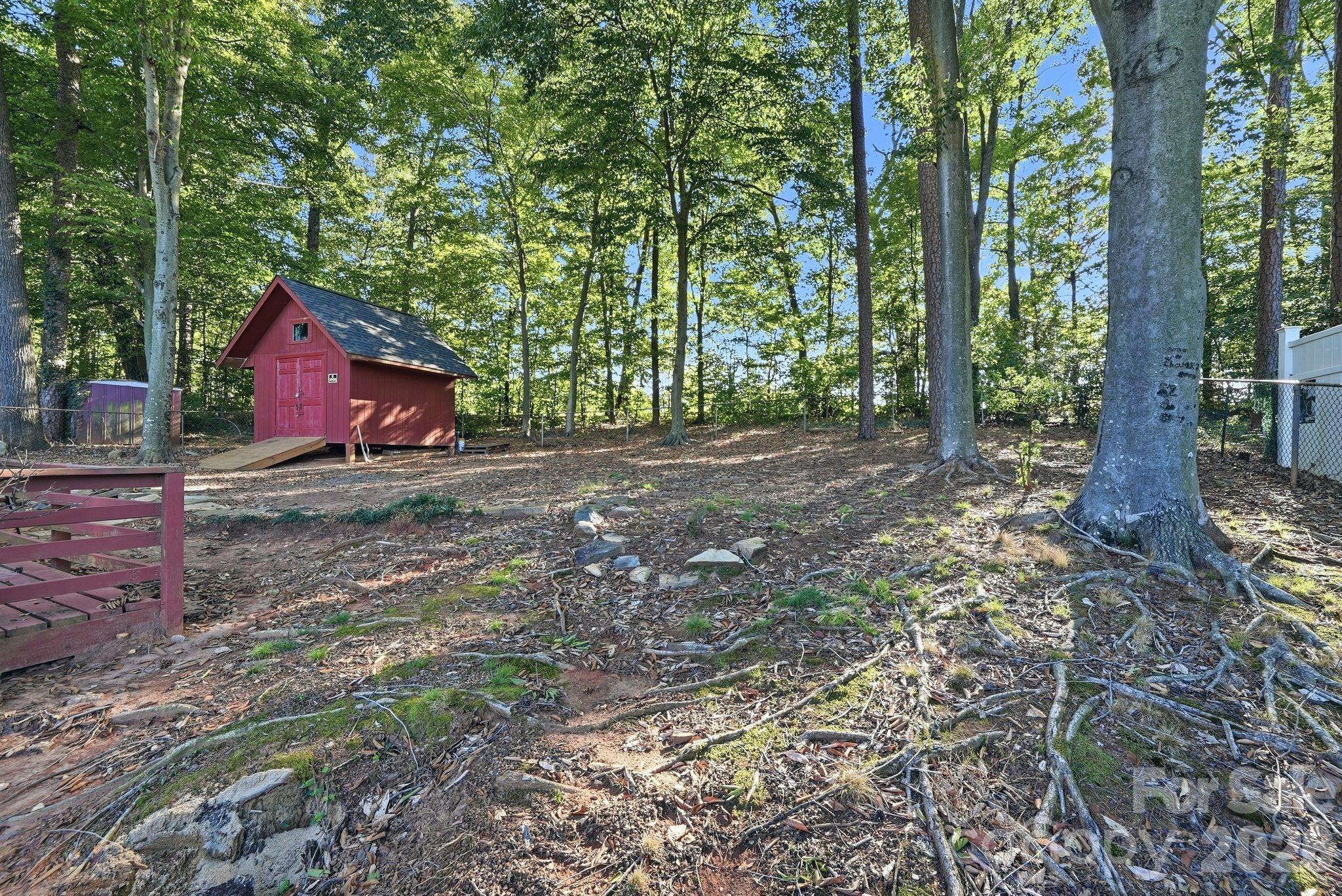 1524 Lanewood Place Property Photo 31