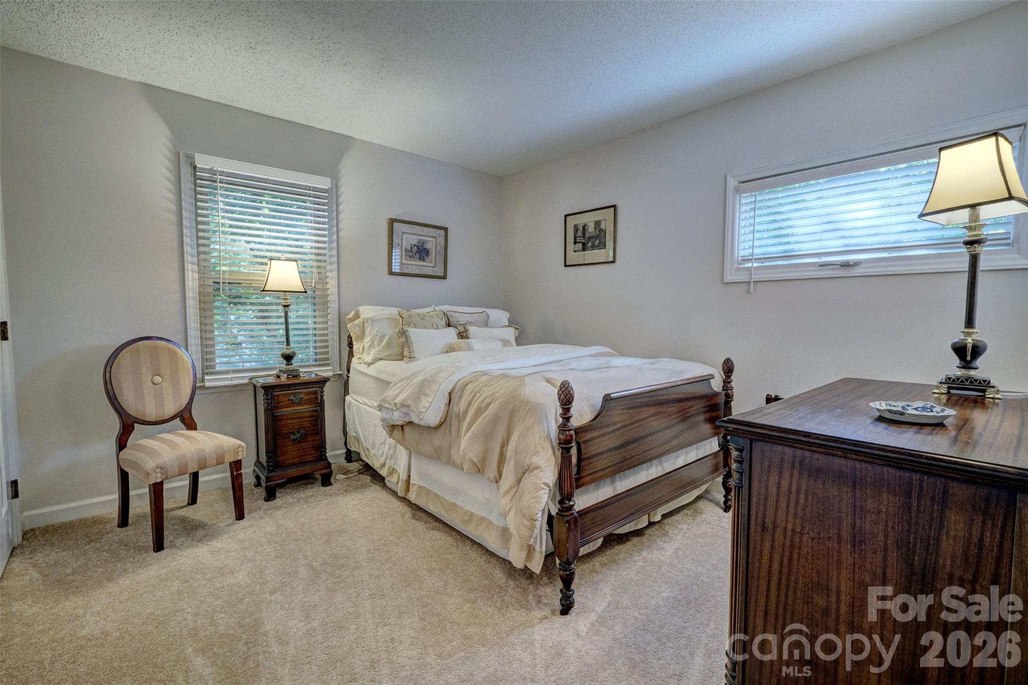 70 Honeysuckle Woods Property Photo 32