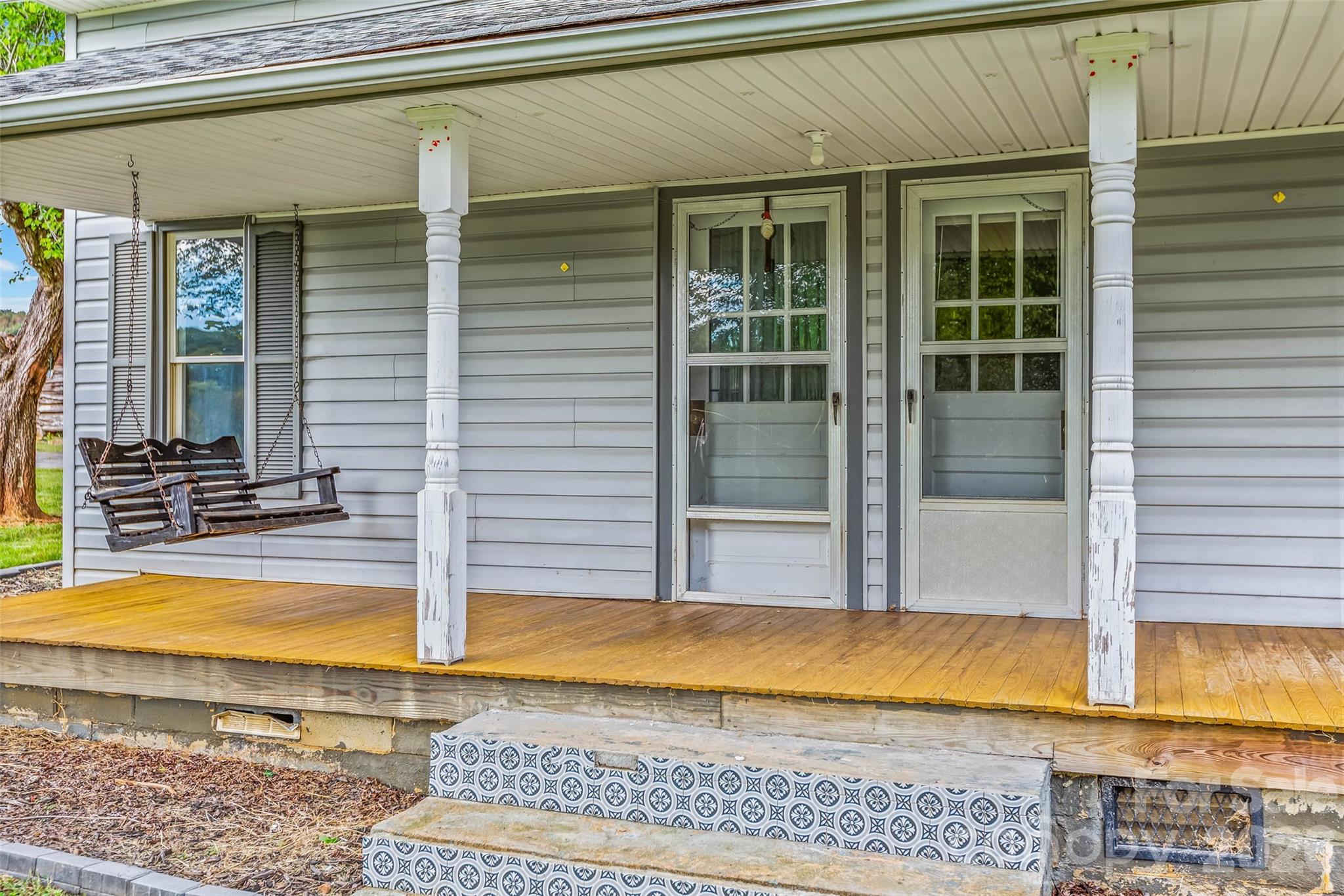 478 Randleman Road Property Photo 5