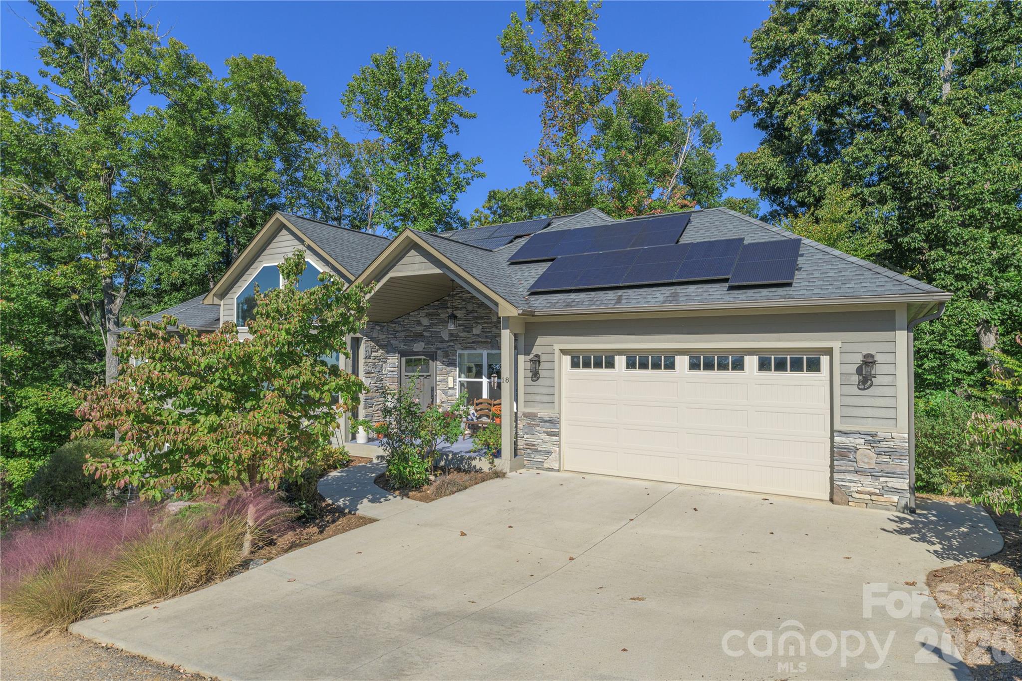 18 Herron View Lane Property Photo 2