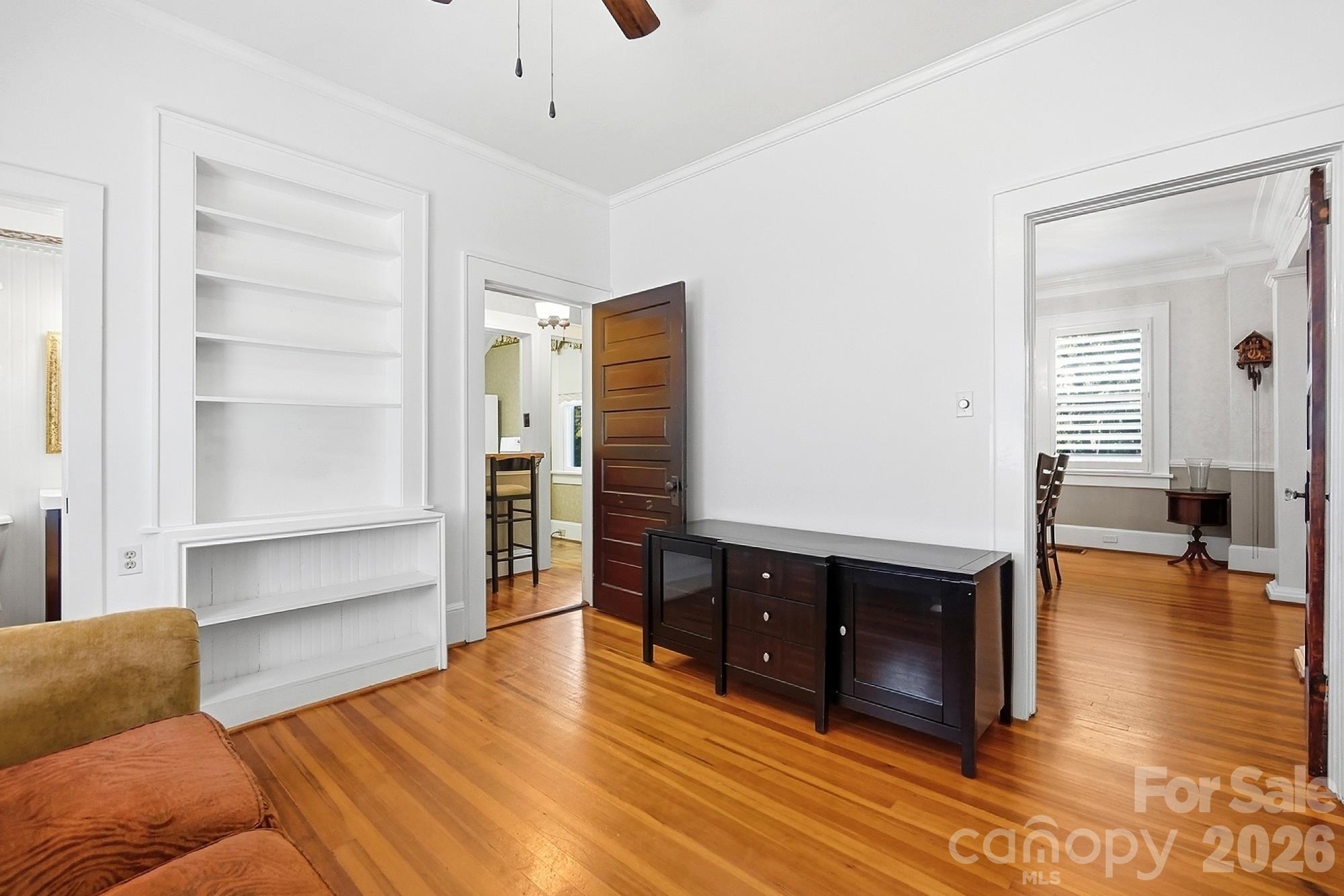 415 W 5th Avenue Property Photo 19