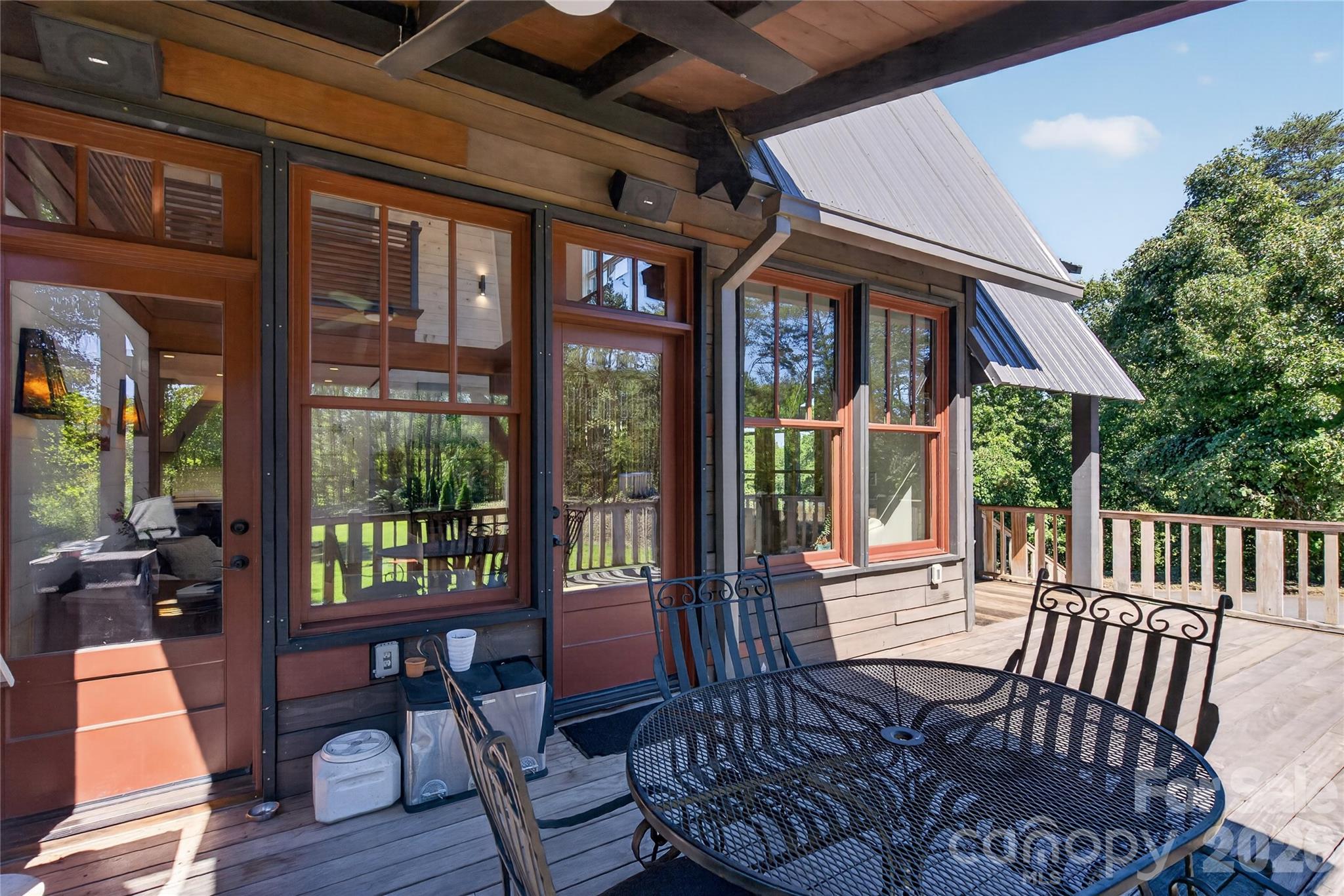 1582 Sandy Plains Road Property Photo 33