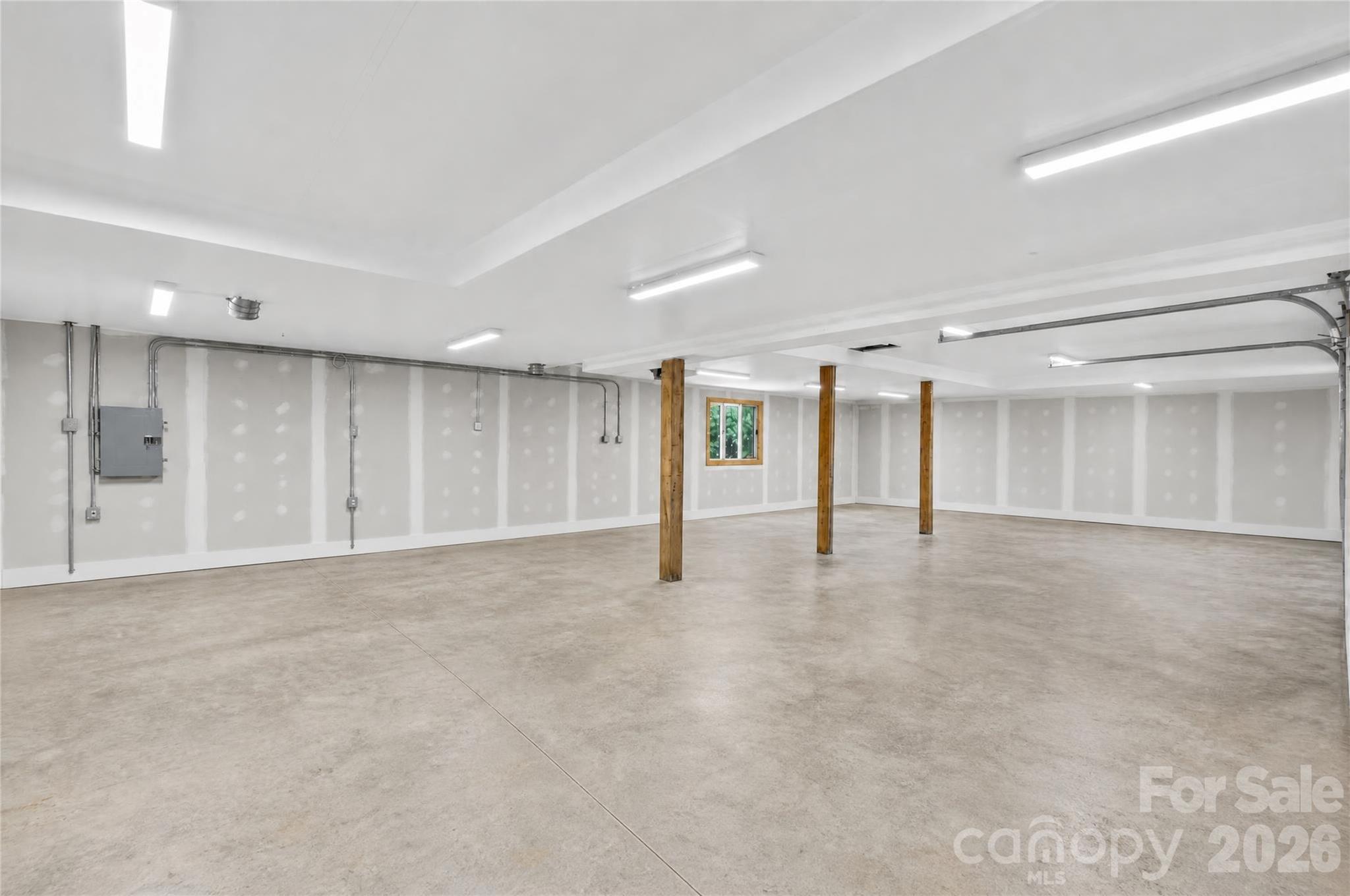 1582 Sandy Plains Road Property Photo 35