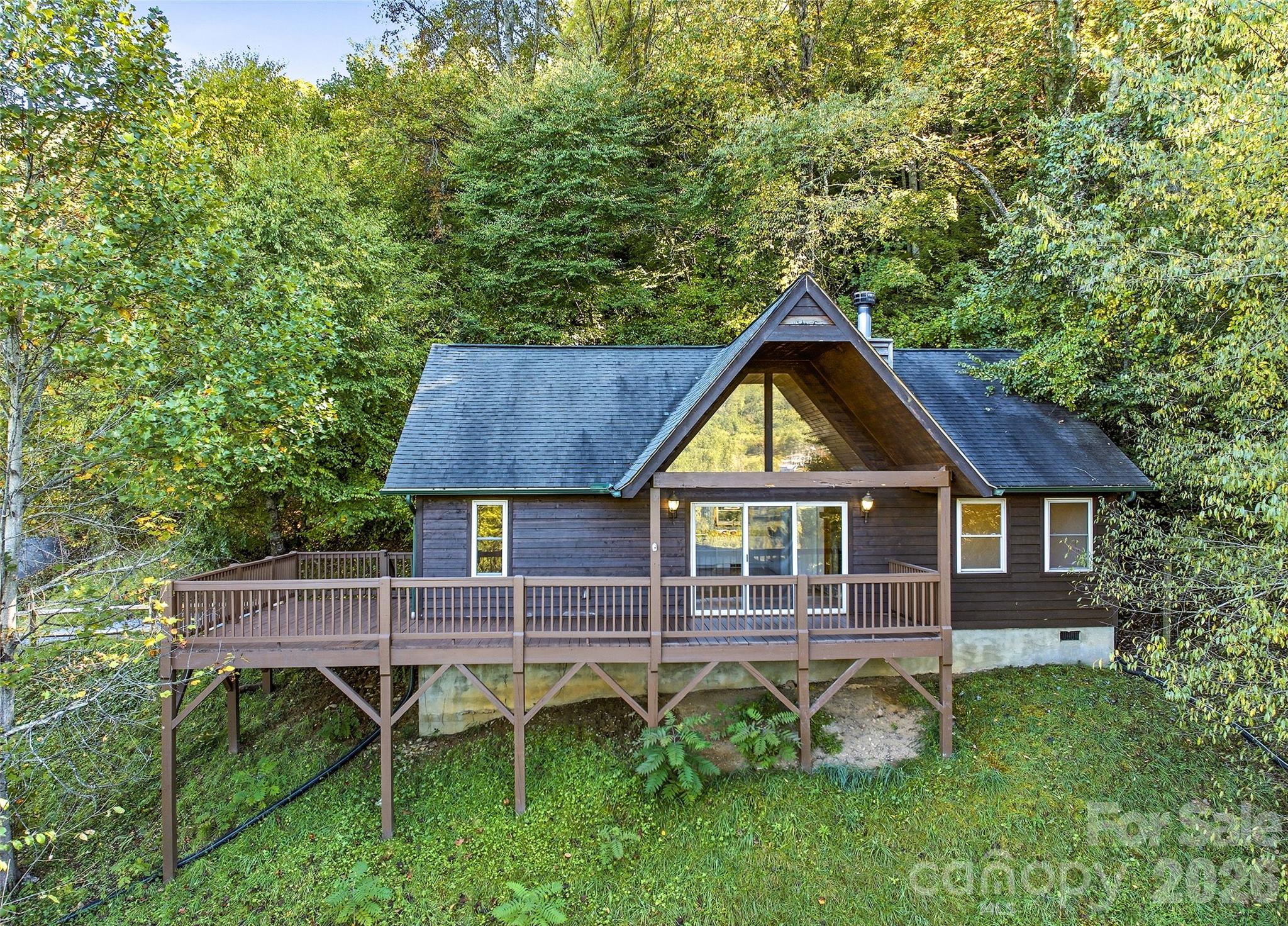 144 Appalachian Trail Property Photo 1