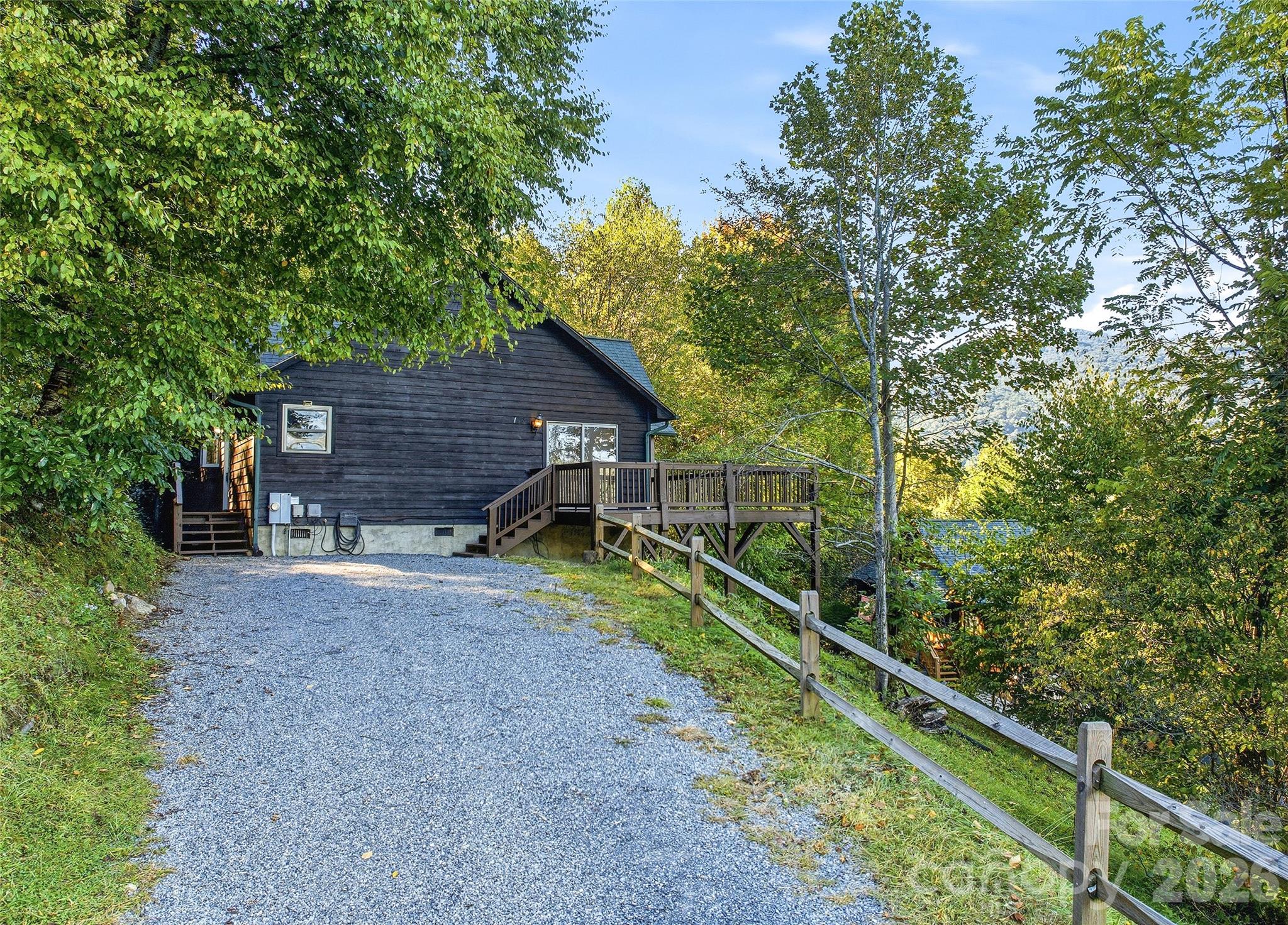 144 Appalachian Trail Property Photo 2
