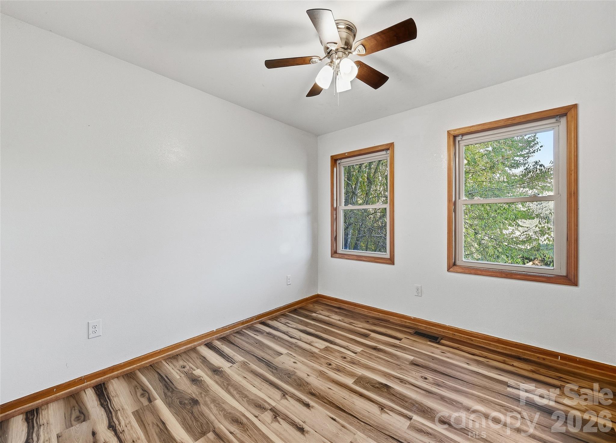144 Appalachian Trail Property Photo 12