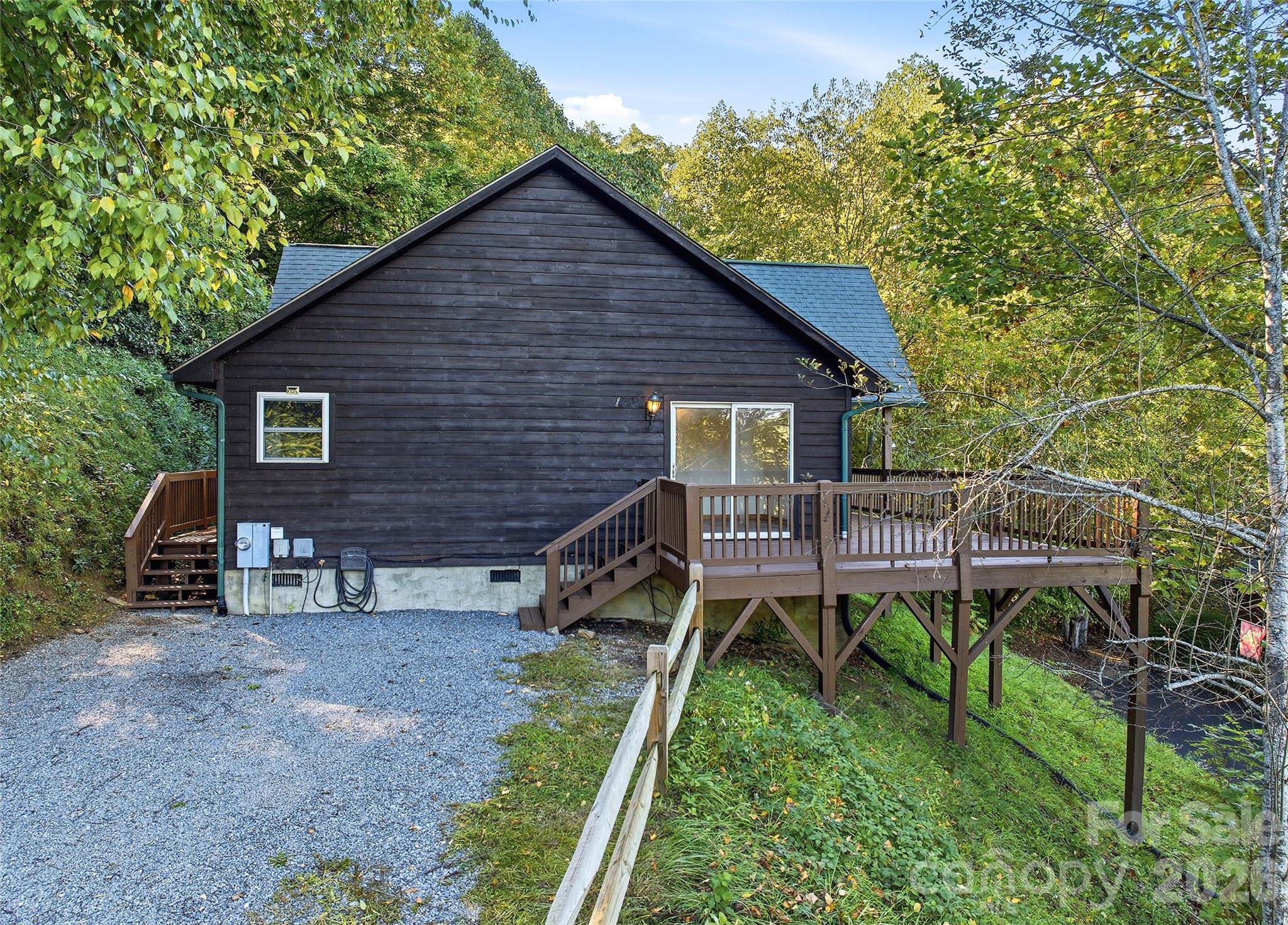 144 Appalachian Trail Property Photo 20