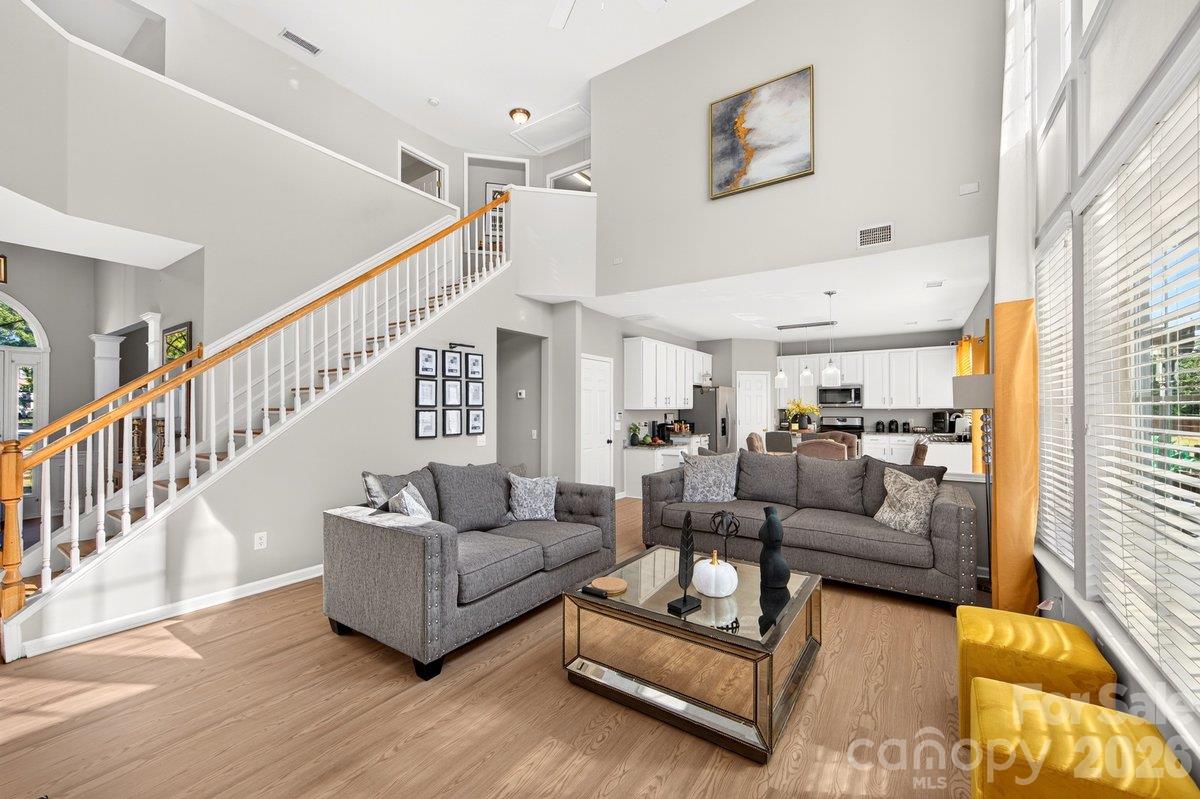 10536 Adlin Avenue Property Photo 17